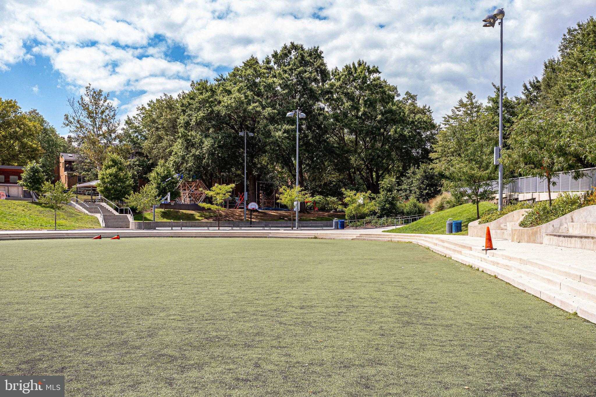 2220 Fairfax Dr Apt 412 photo 41