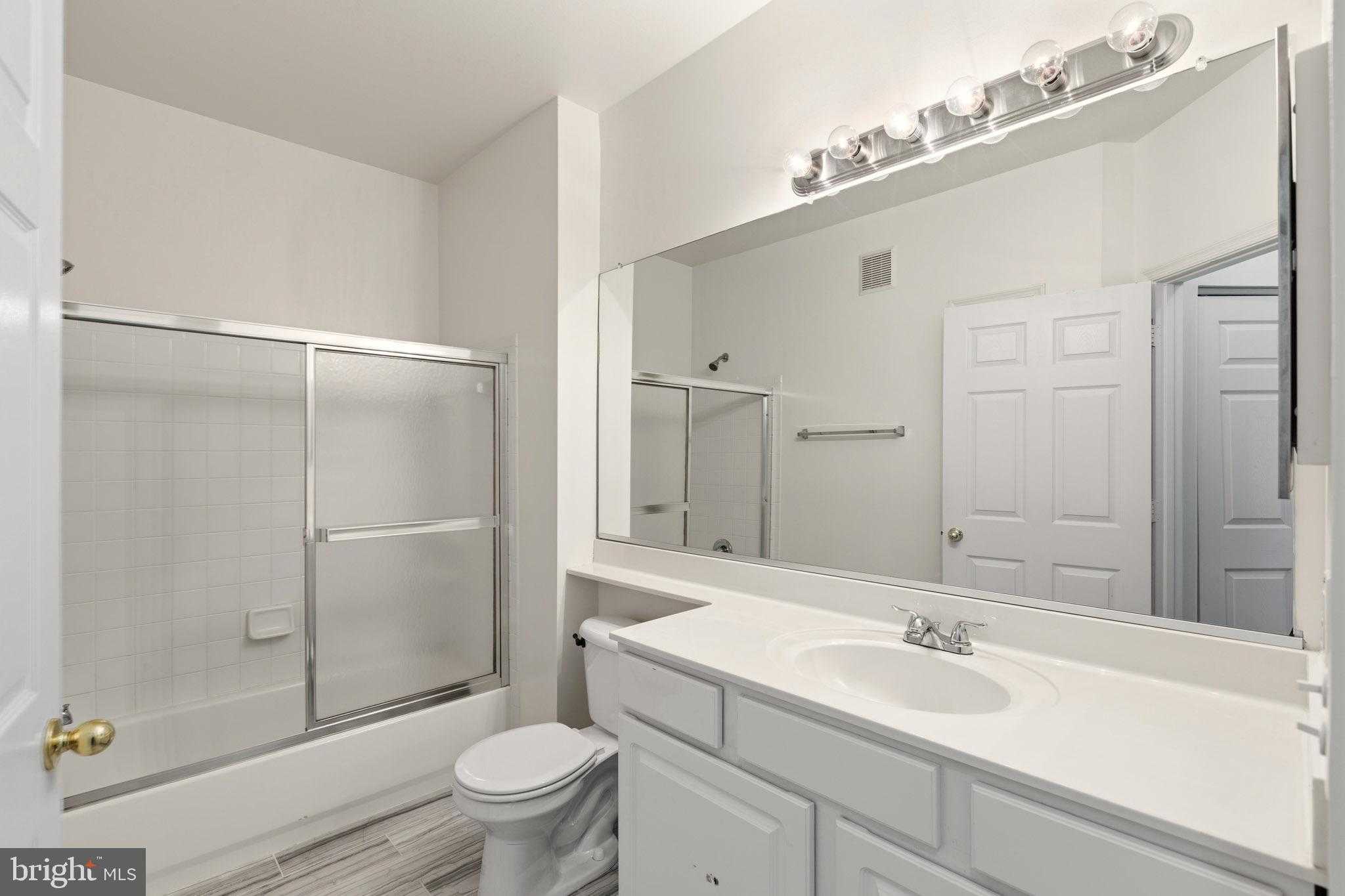 4131 Fountainside Ln Unit 202 photo 15