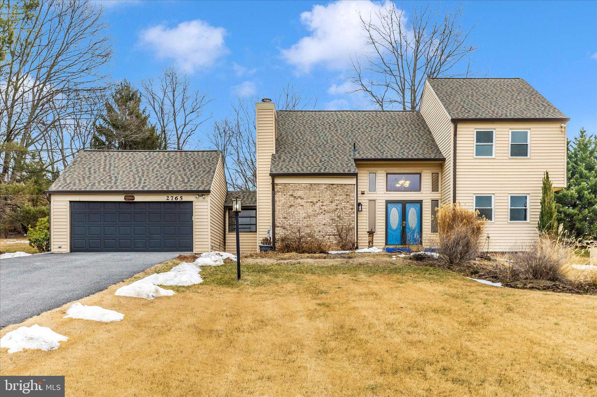 2765 Loch Haven Dr photo 2