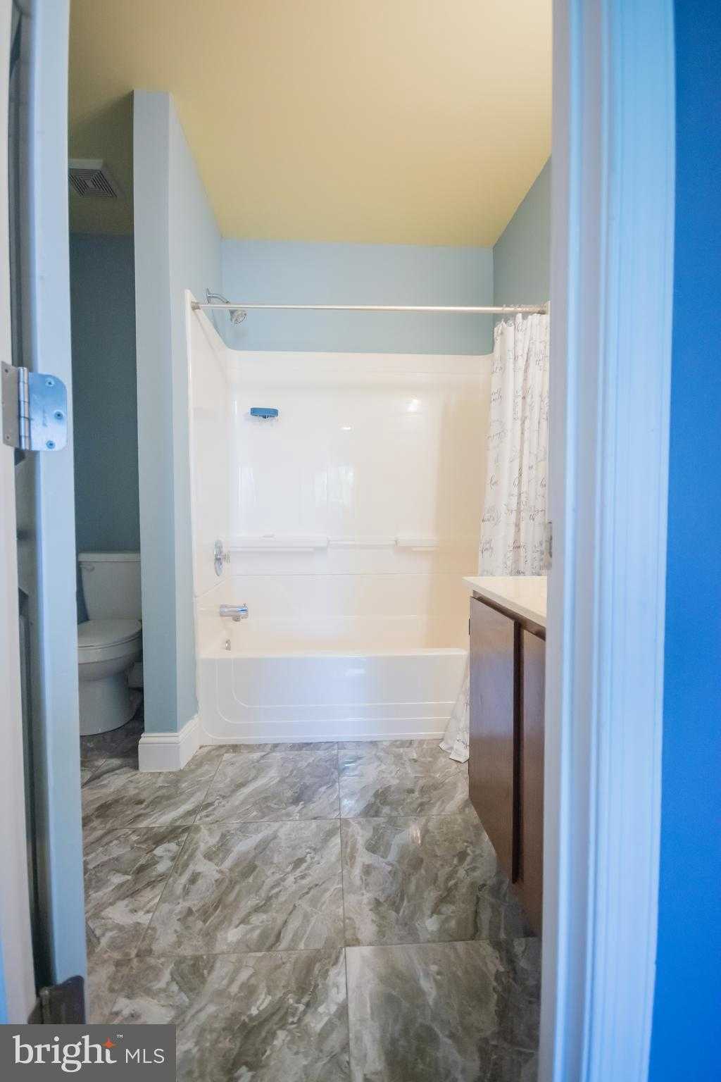 6867 Maplewood Dr photo 40