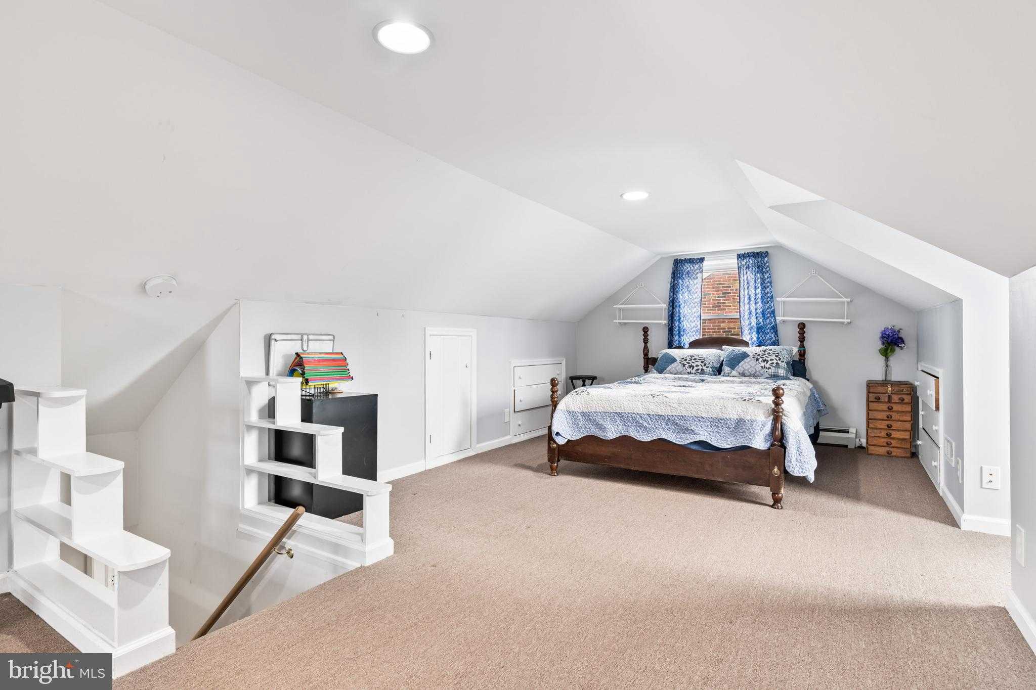 4416 Fullerton Ave photo 25