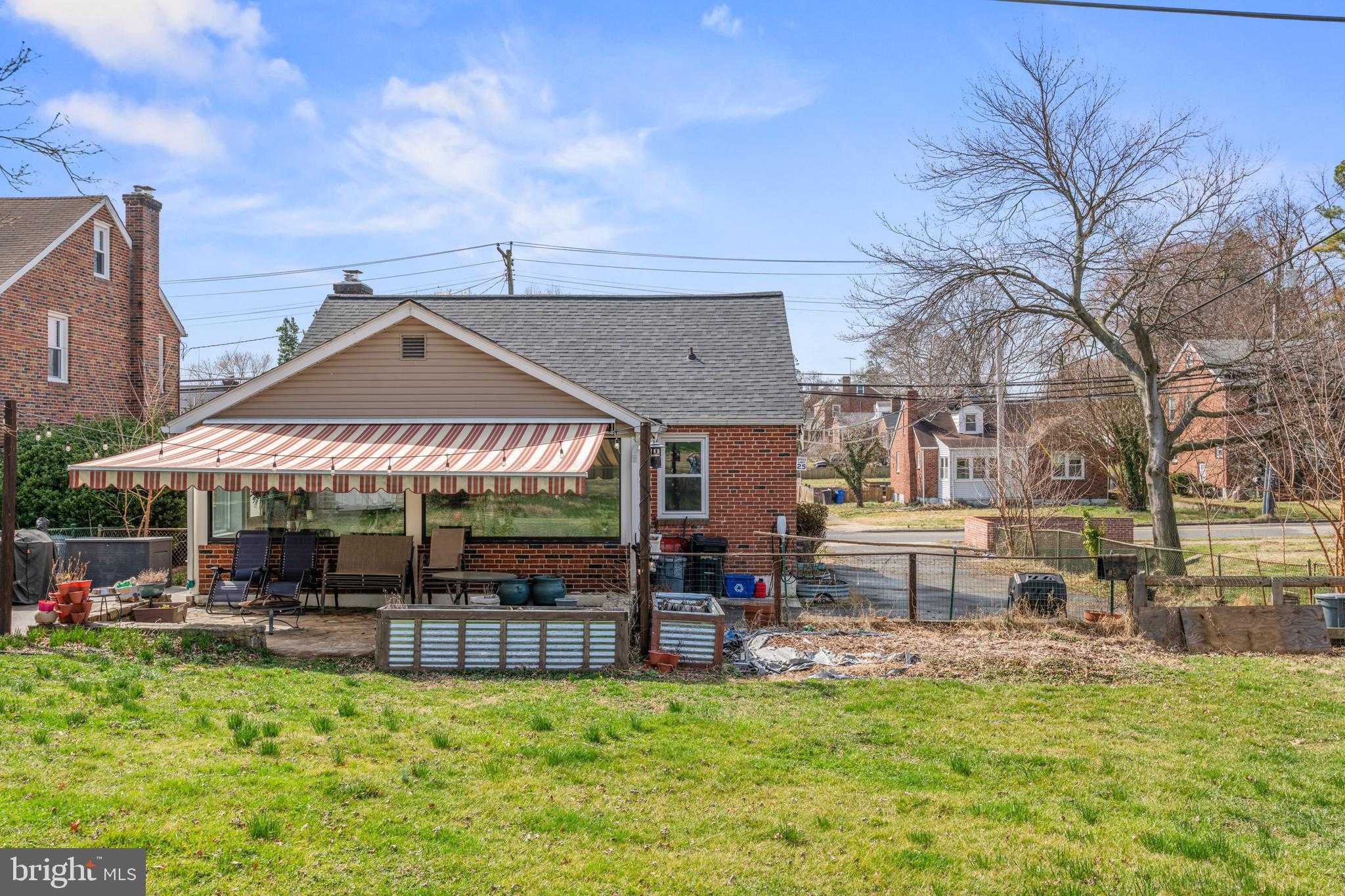 4416 Fullerton Ave photo 53