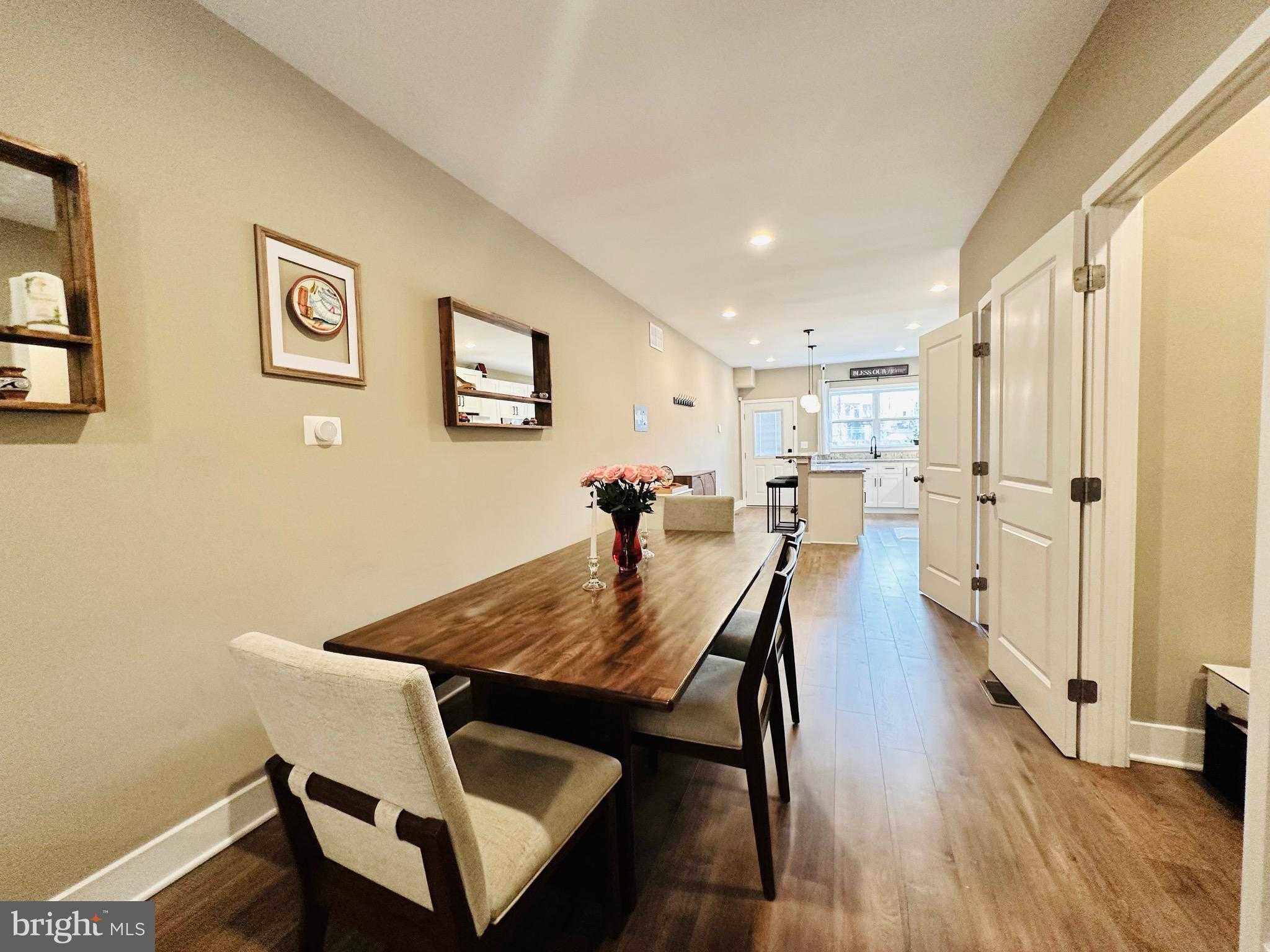 822 Harlem Ave photo 7