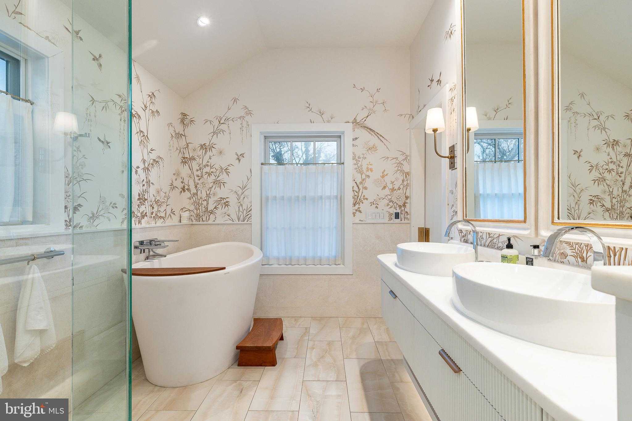 18 W Mechanic St Ste 4 photo 45