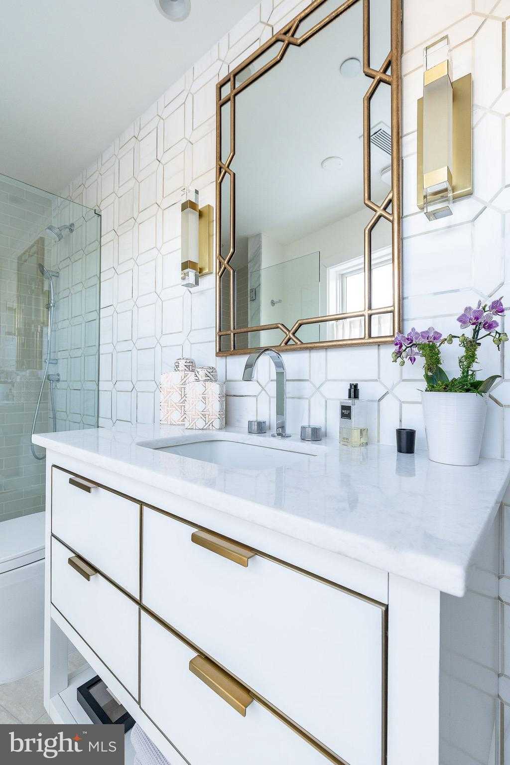 18 W Mechanic St Ste 4 photo 54