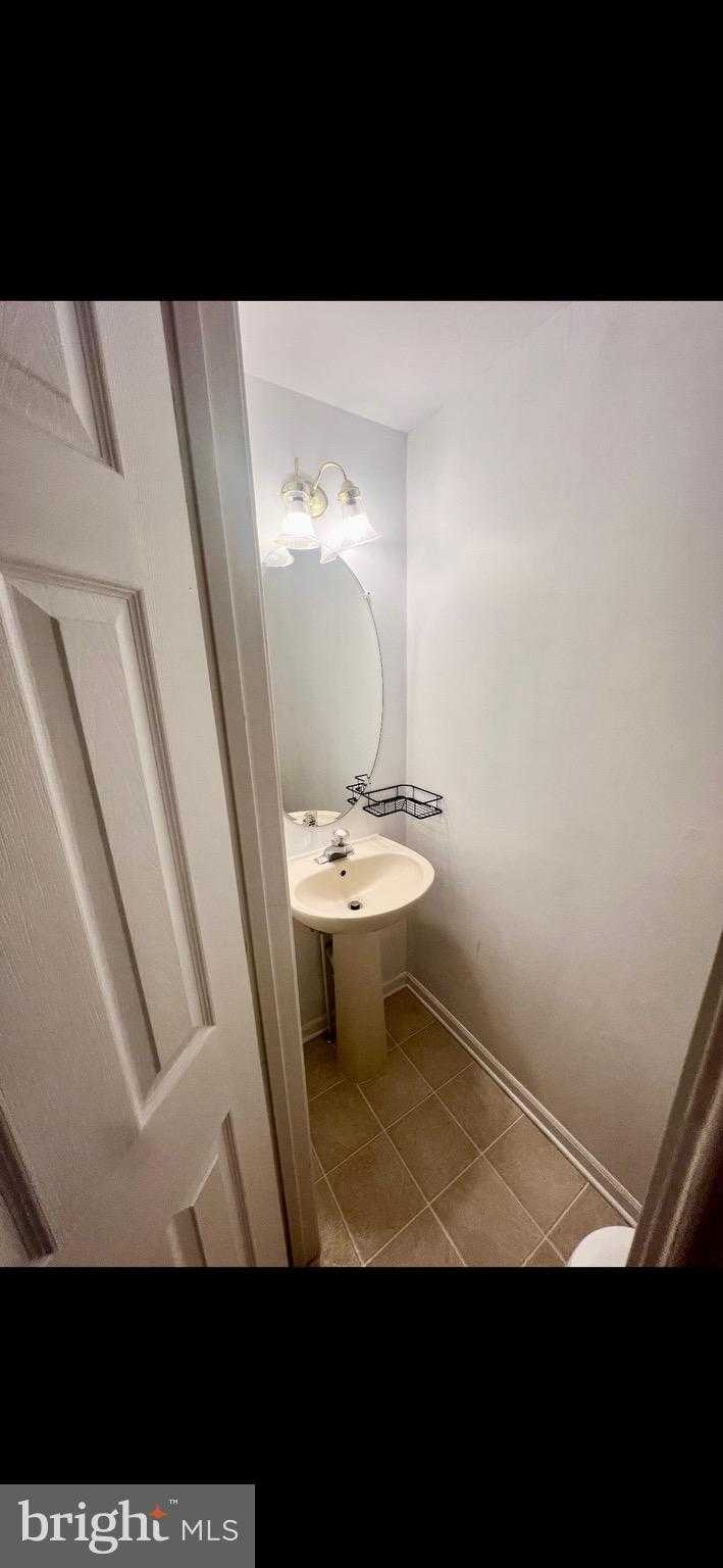 803 Sedgwick CT photo 21