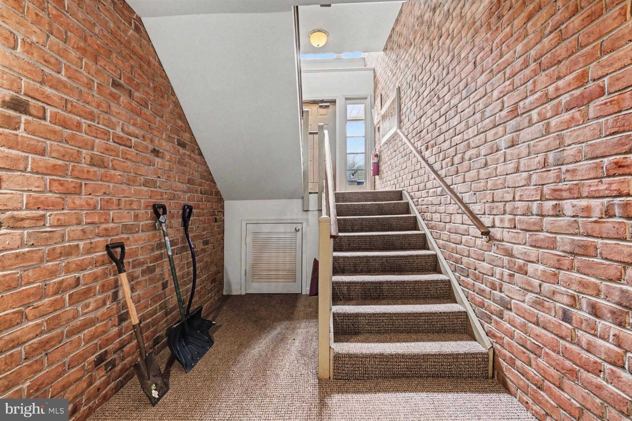 205 Star Pointe CT Unit 1d photo 5