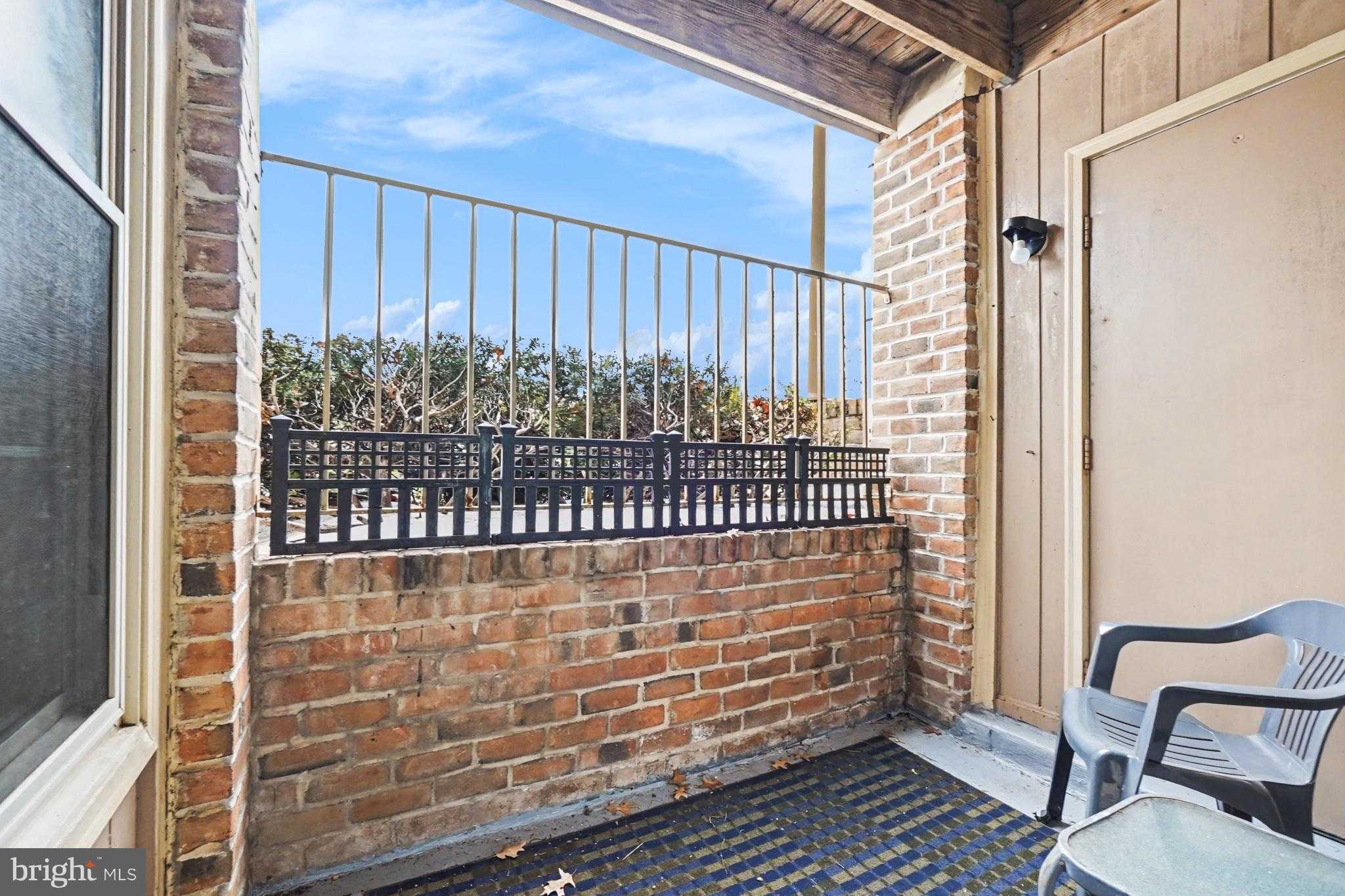 205 Star Pointe CT Unit 1d photo 6