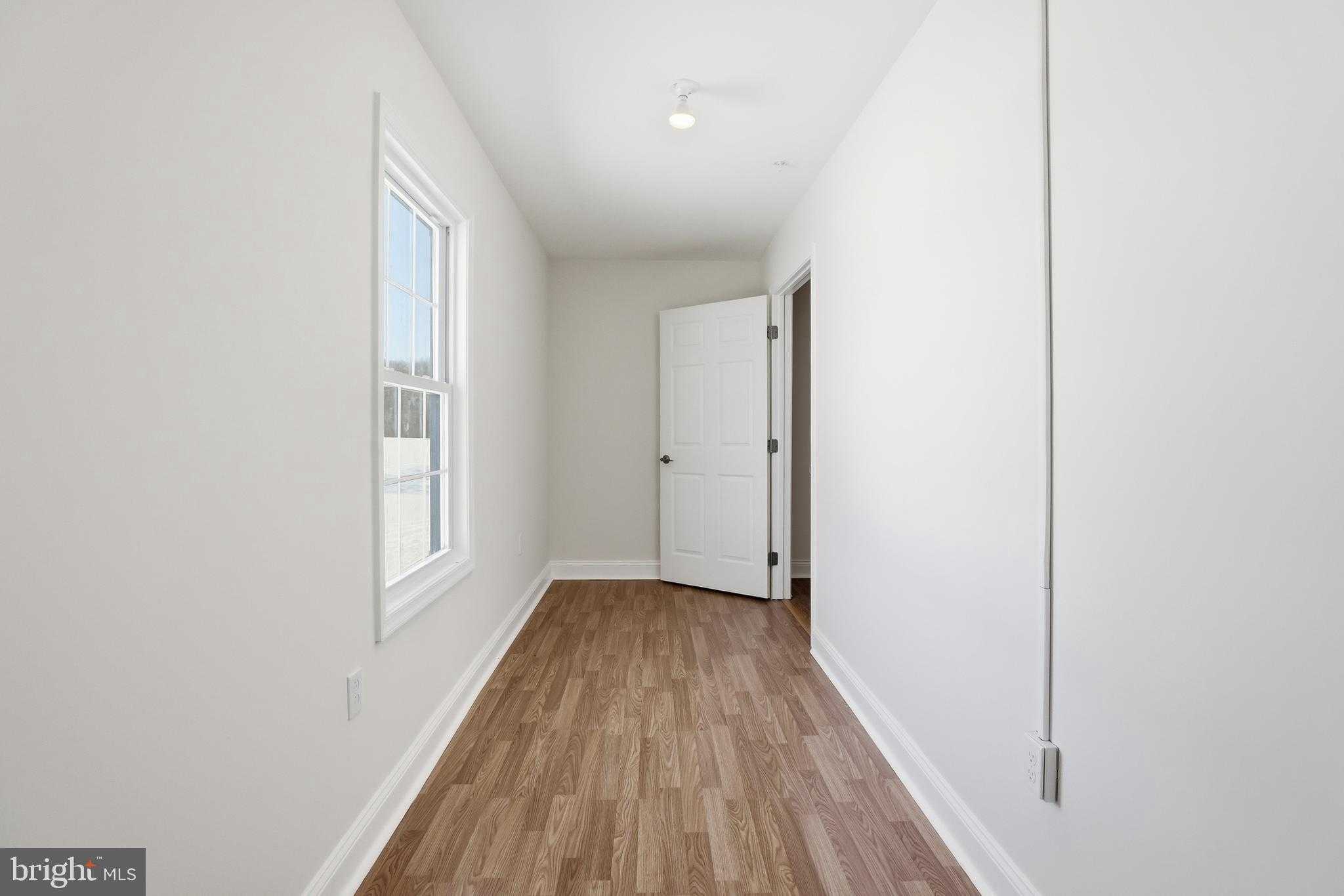 150 Hook Rd photo 27