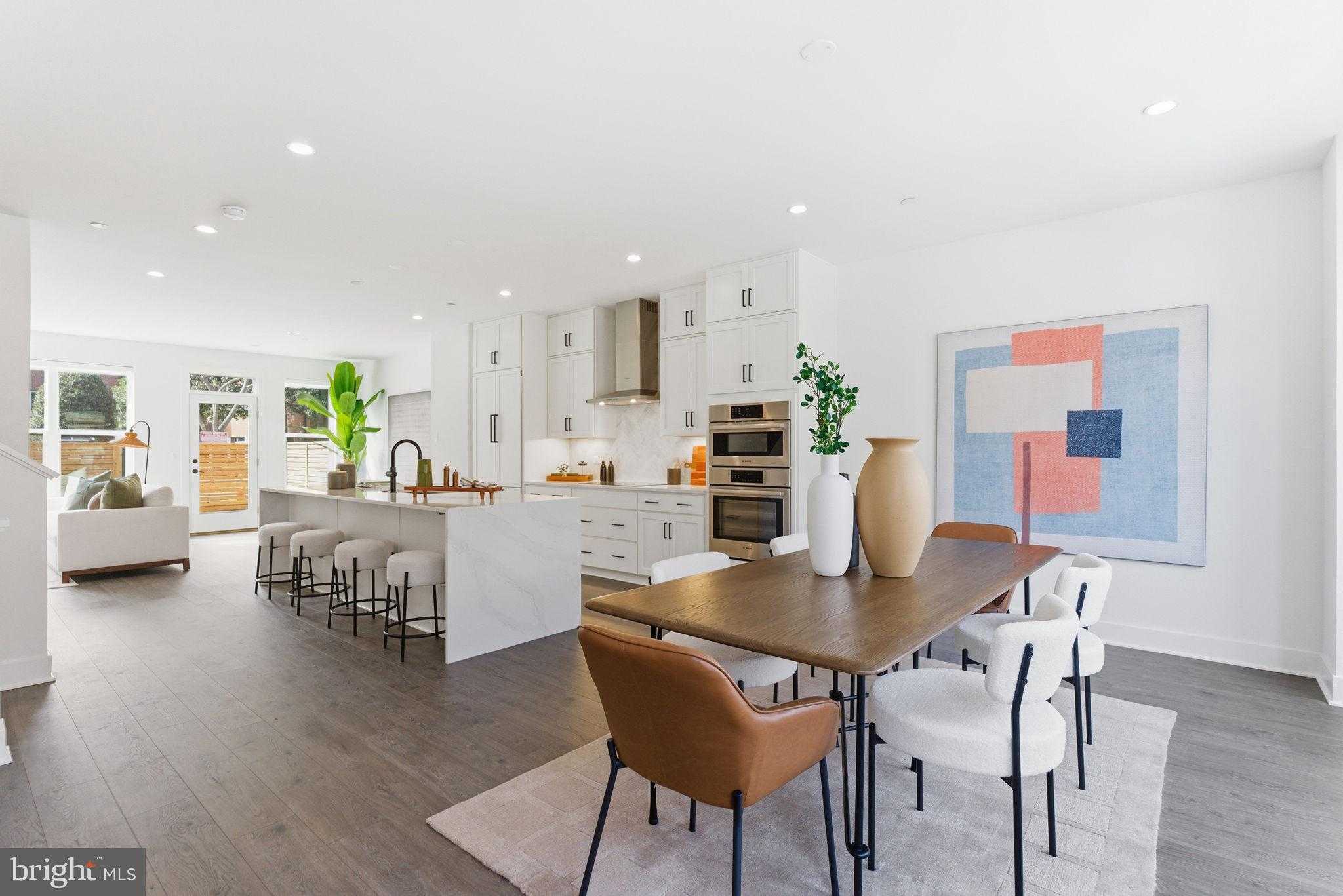 5354 Zenith Overlook photo 2