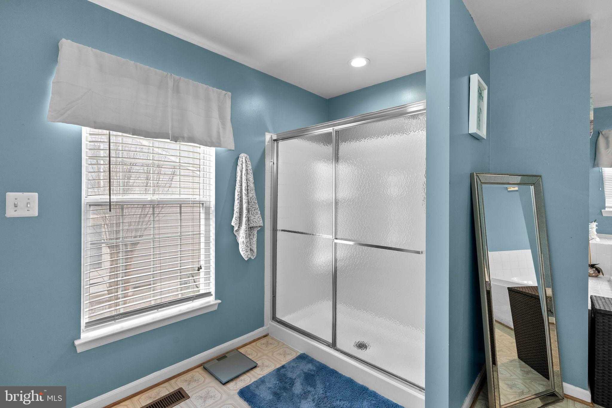 14221 Pleasant View Dr photo 21