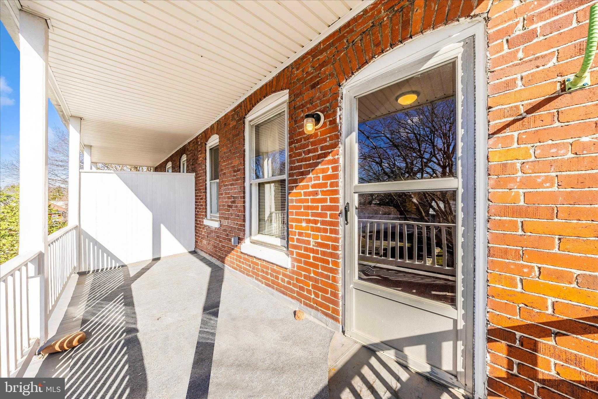 629 N Mulberry St photo 26