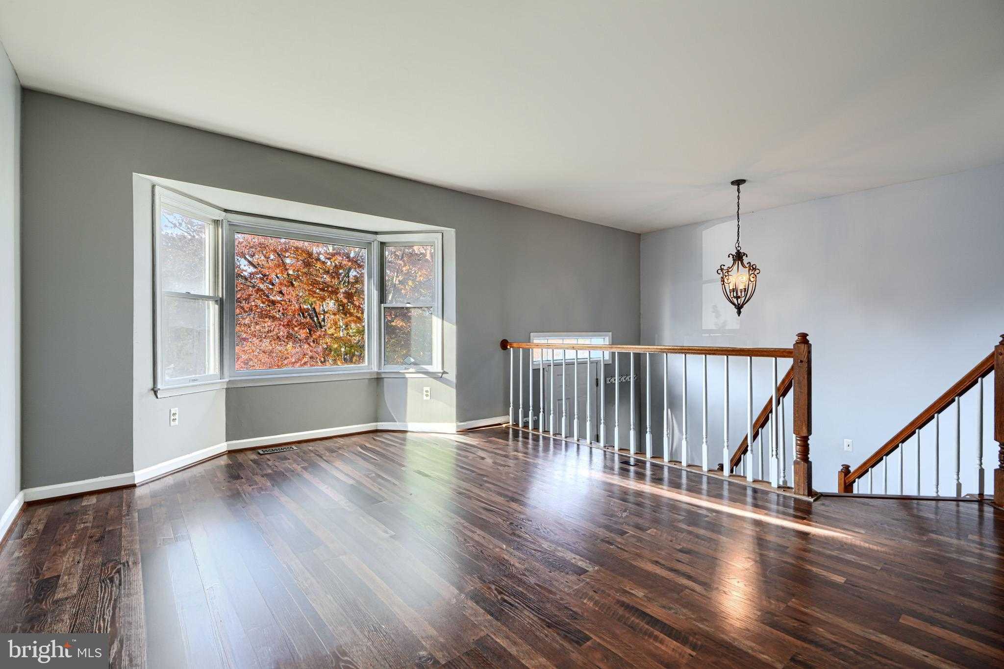 1204 Athens CT photo 7