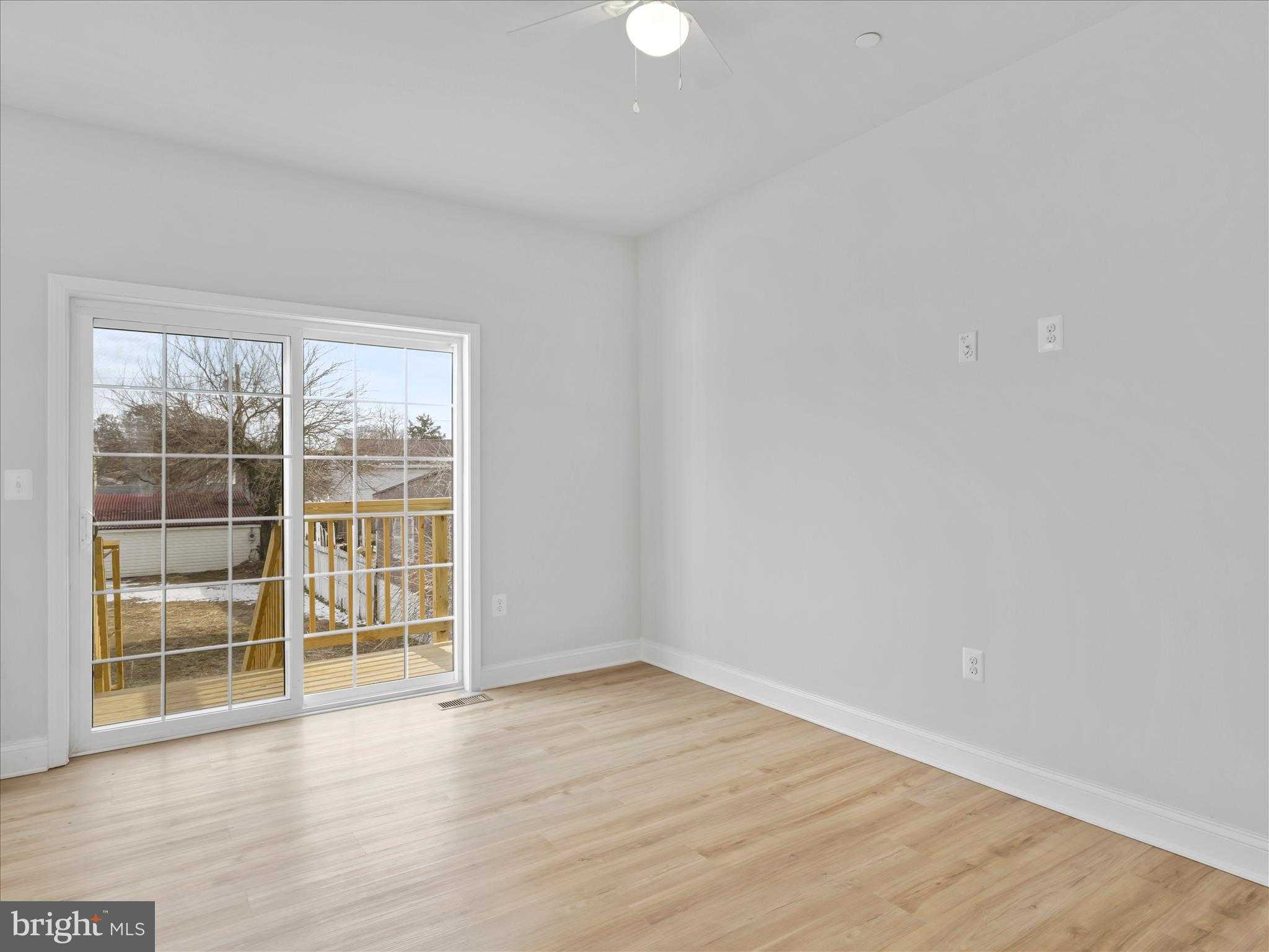 320 Linganore Ave photo 7