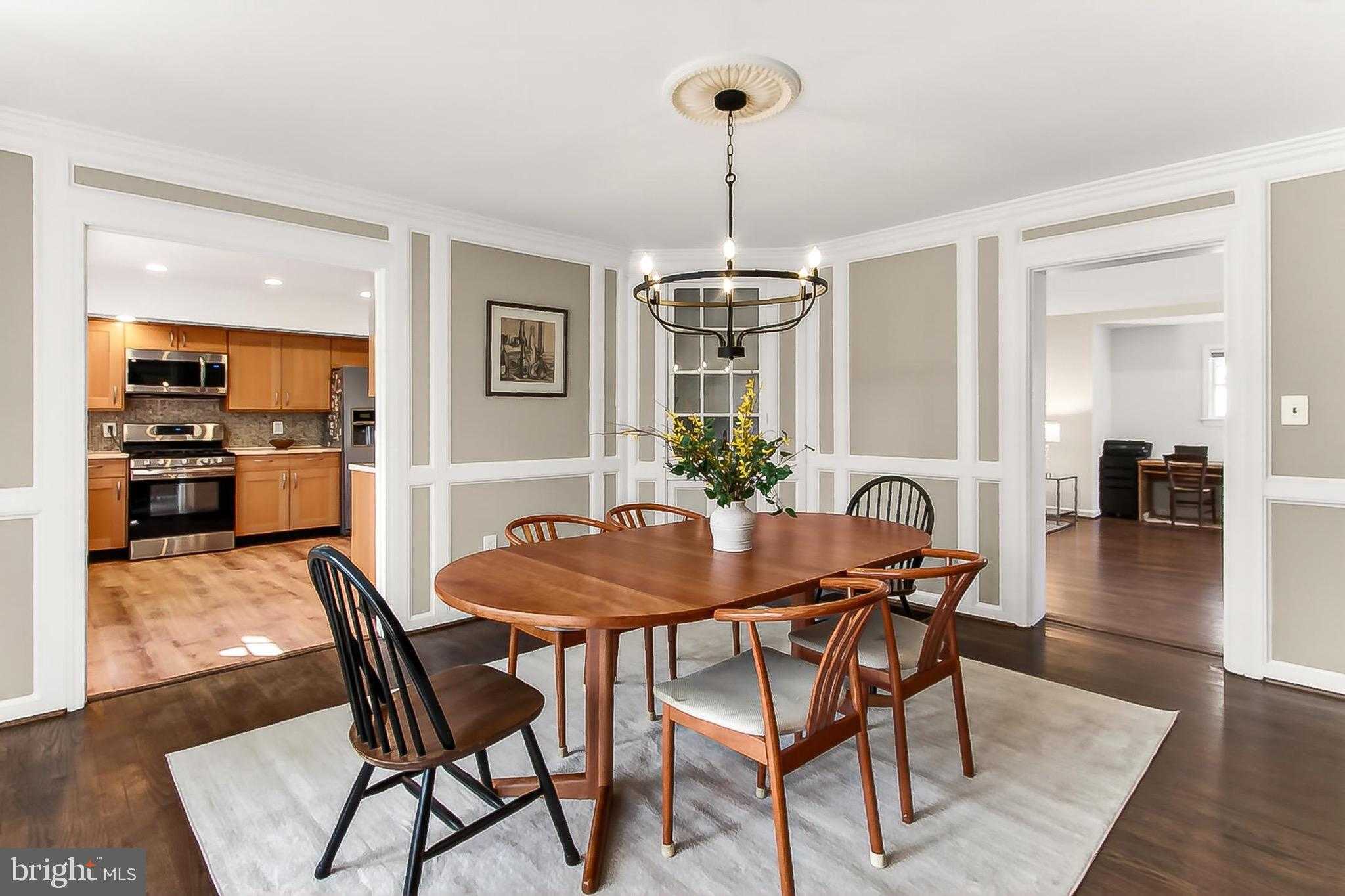 410 Jackson St photo 8