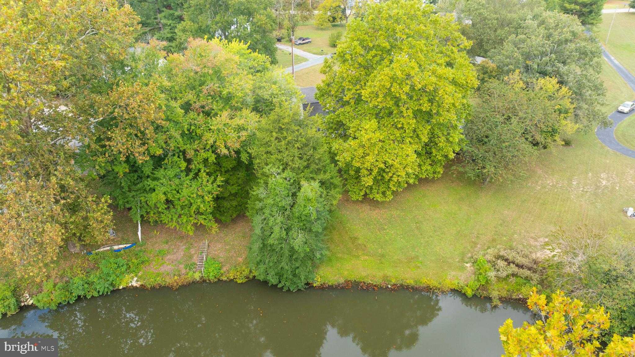 111 Riverview Ln photo 10