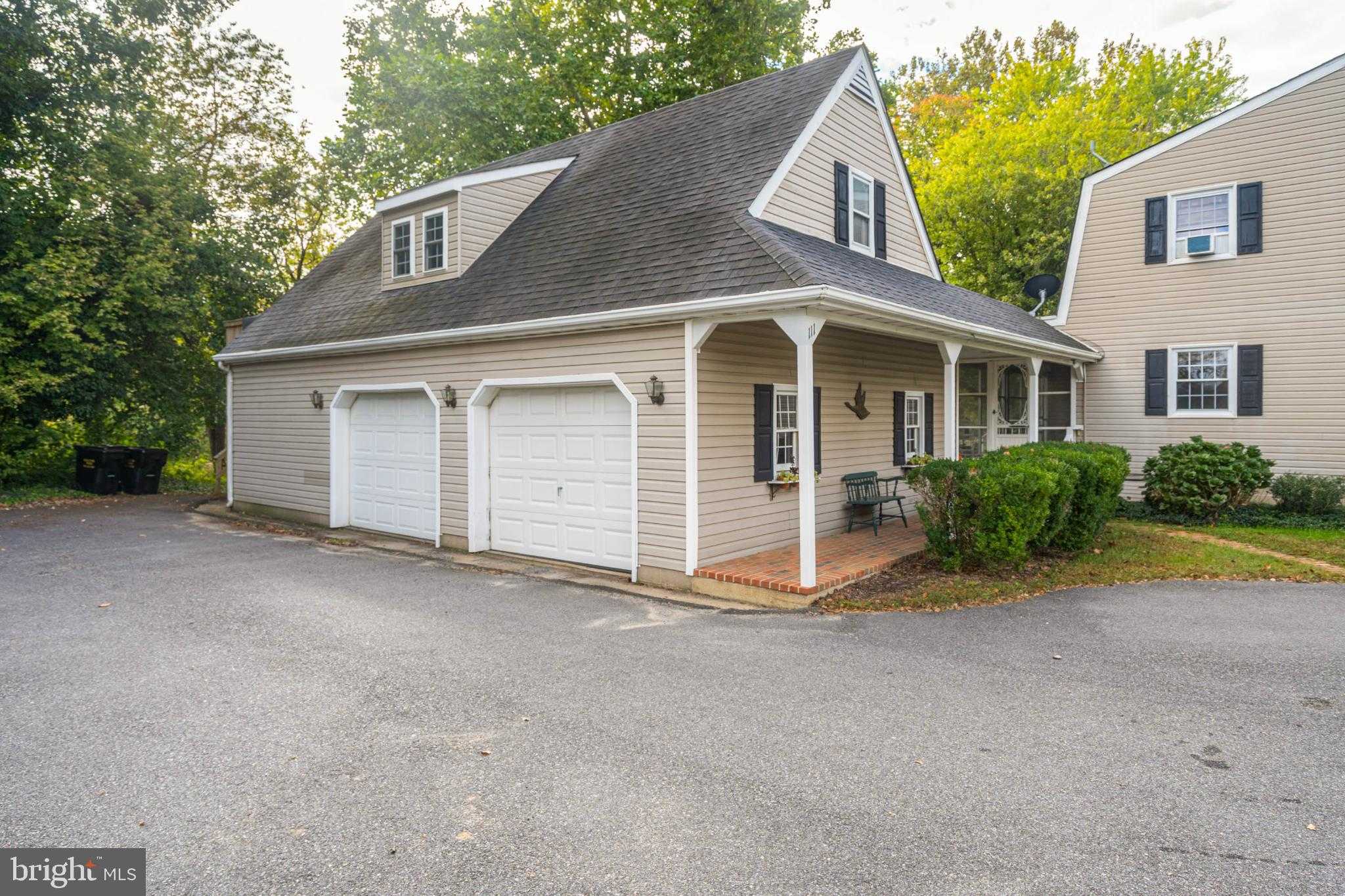 111 Riverview Ln photo 4