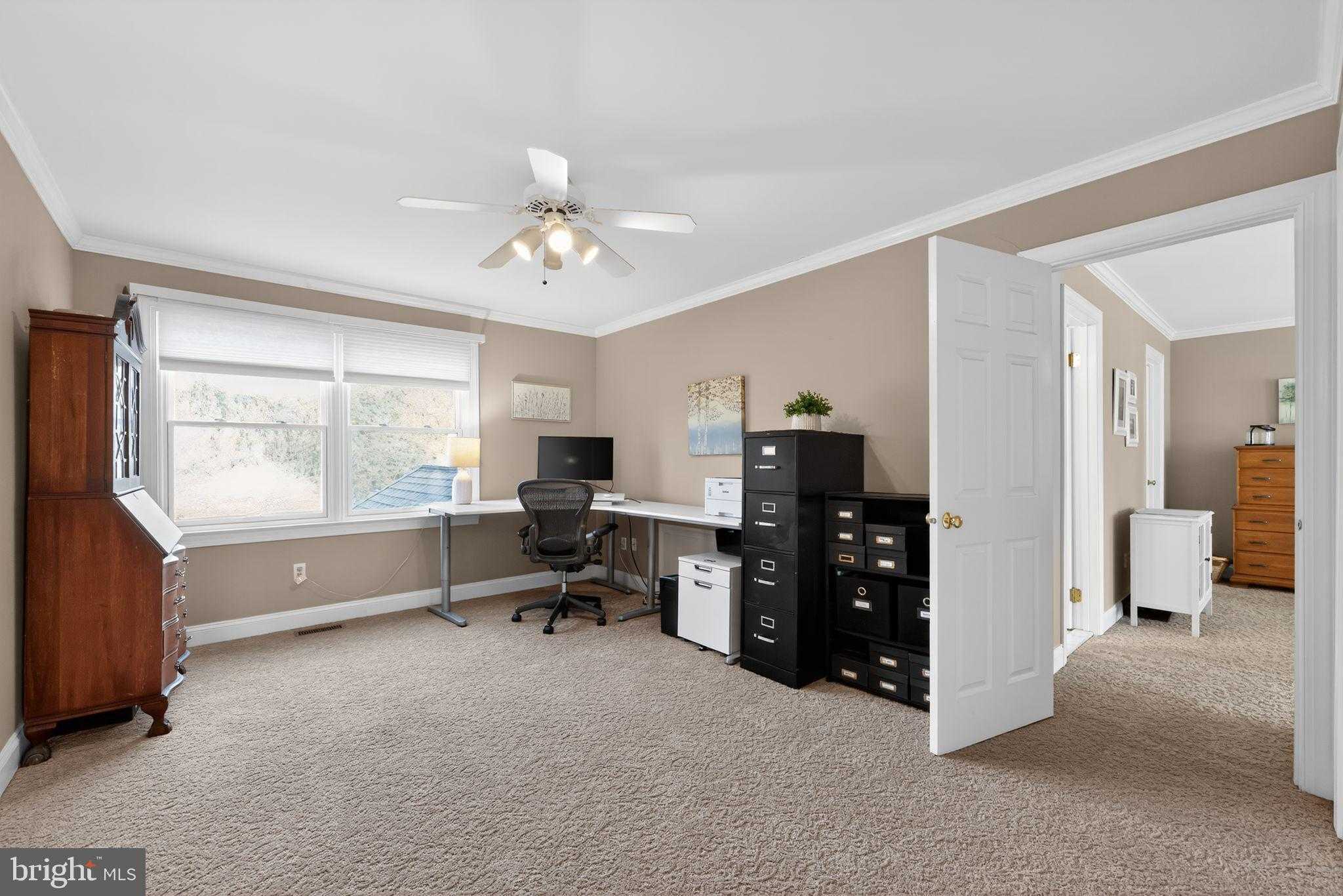 9 Heatherstone Way photo 33