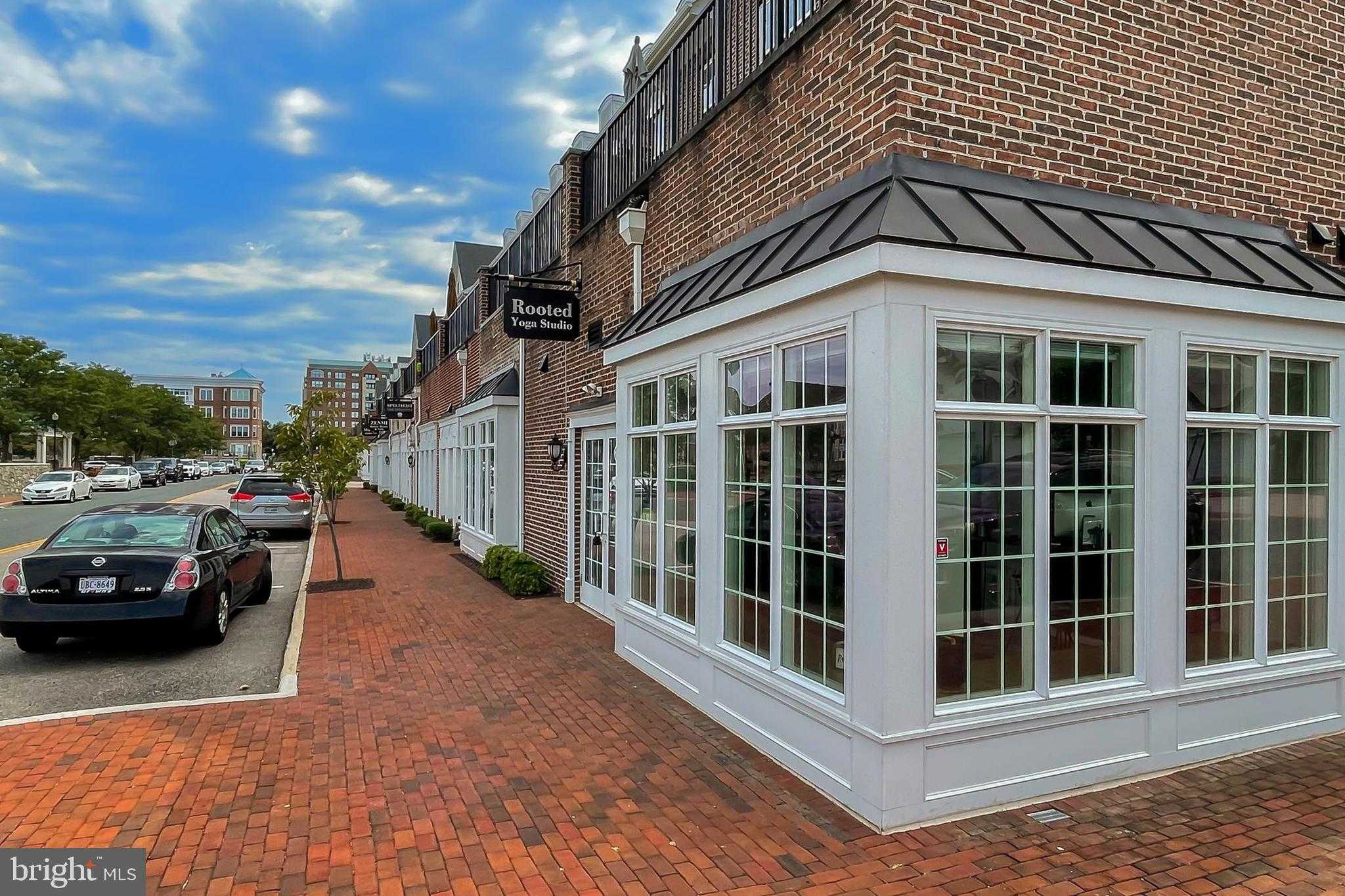 440 Belmont Bay Dr Unit 305 photo 43