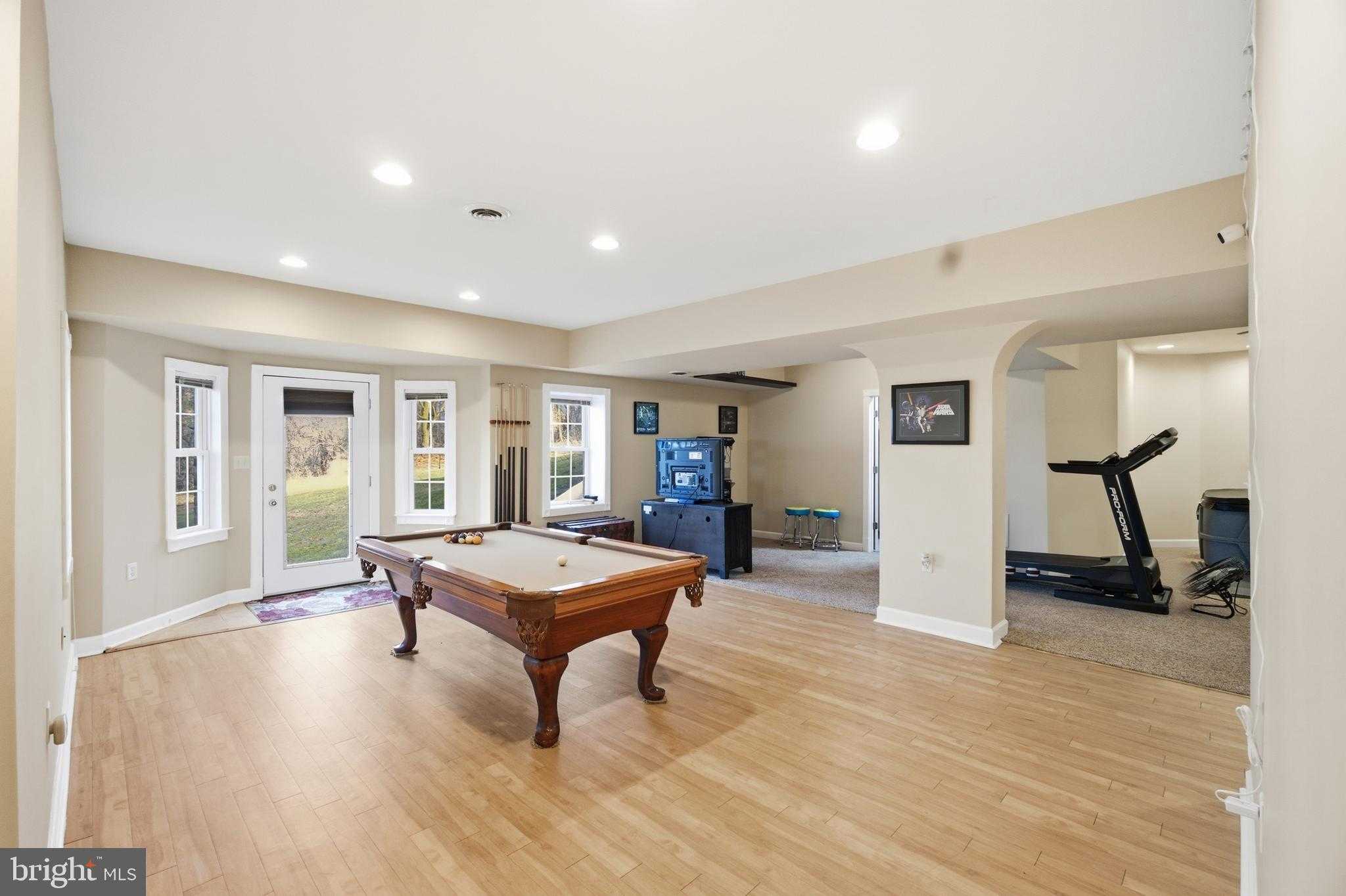 21111 Greenbrier Rd photo 64