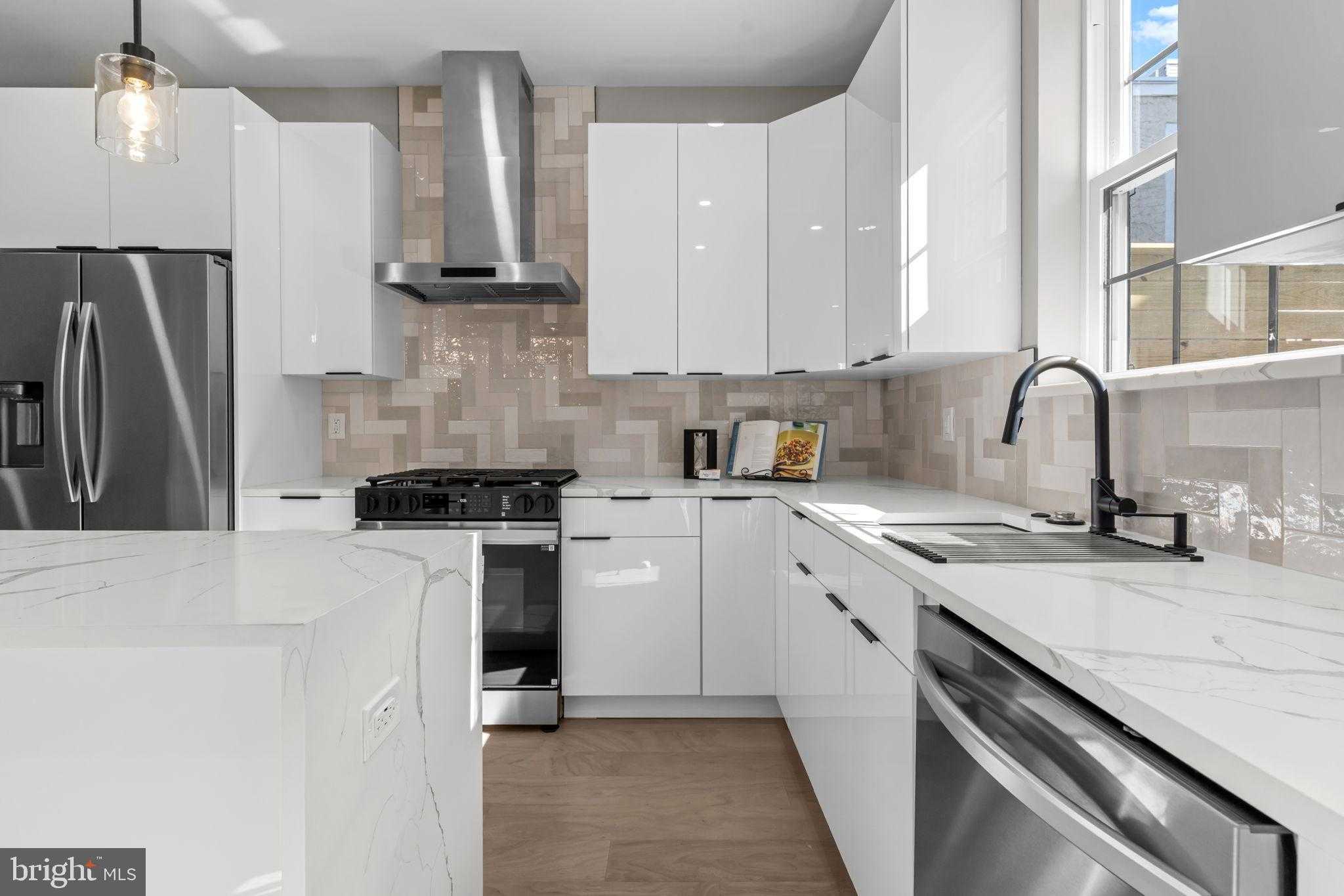 1321 N 2nd St photo 18