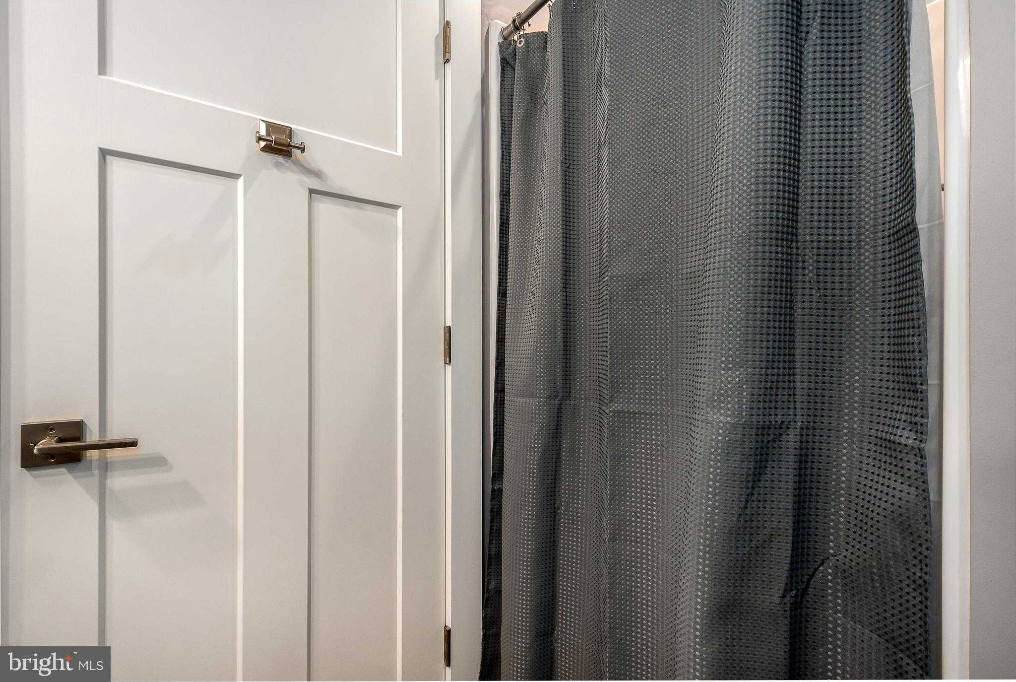 170 Cherrywood Dr photo 32