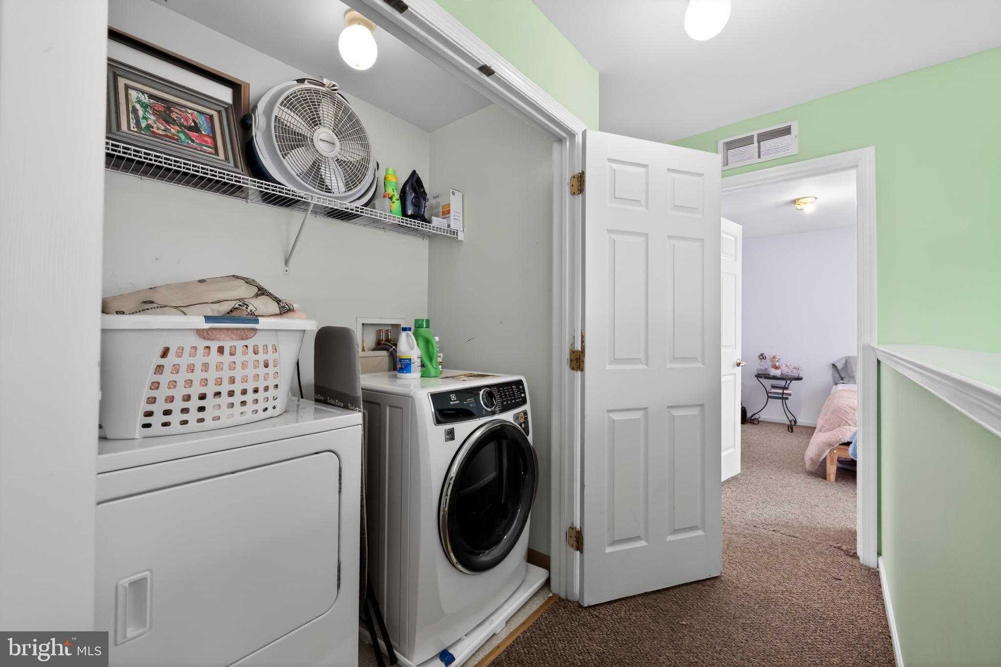 709 N Markoe St photo 29