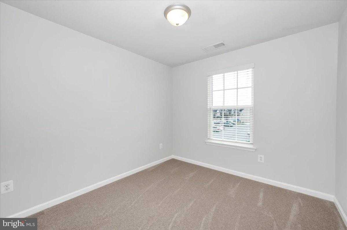 105 Montreal Way photo 42