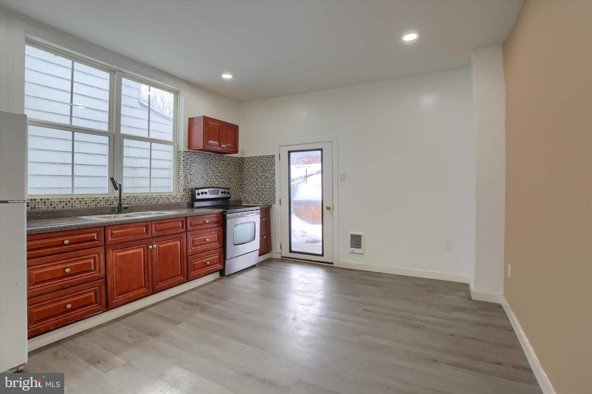 199 Market St photo 10