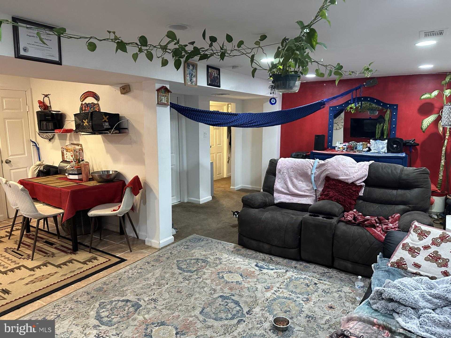 4705 Heath St photo 3