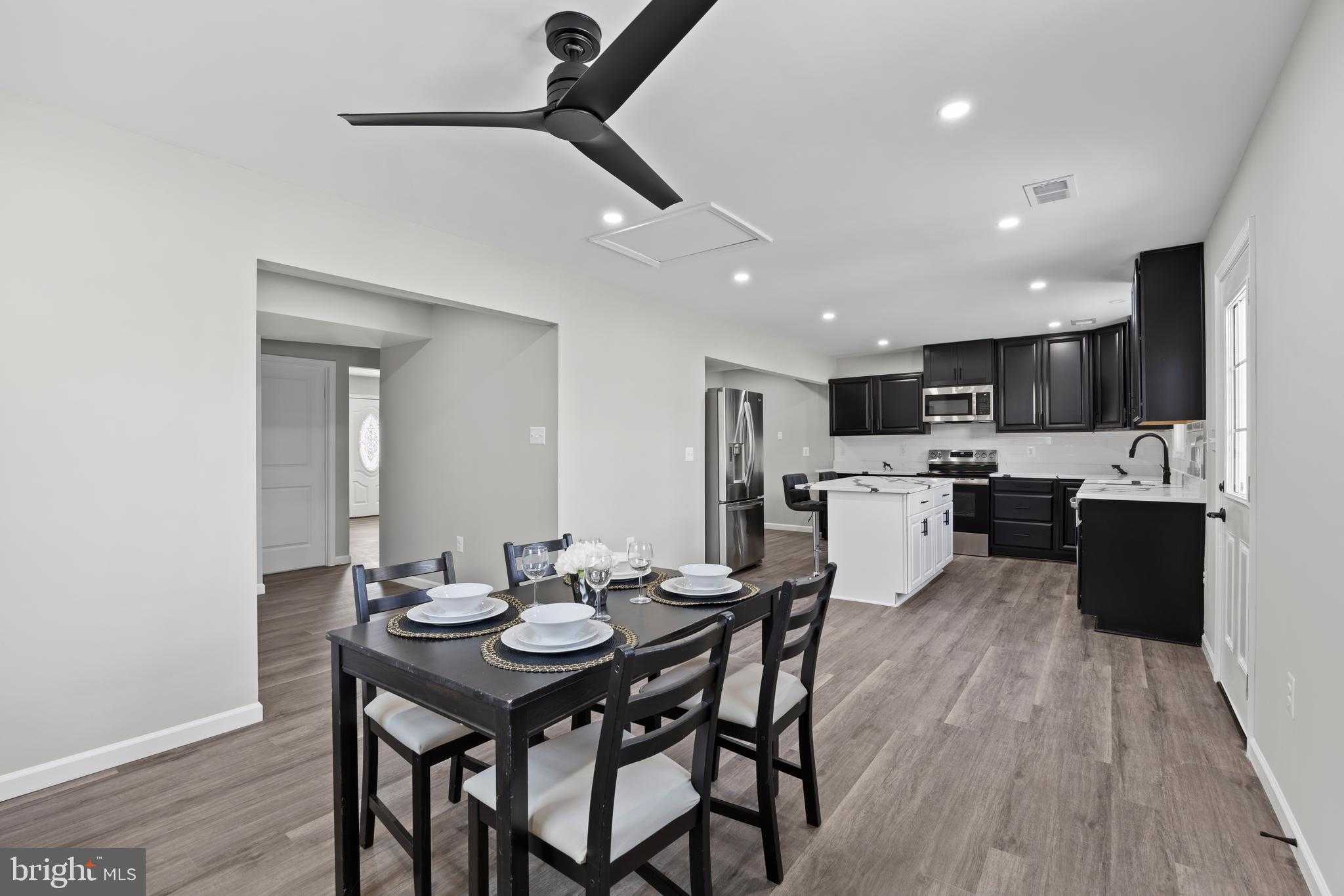 186 Lambert Dr photo 17