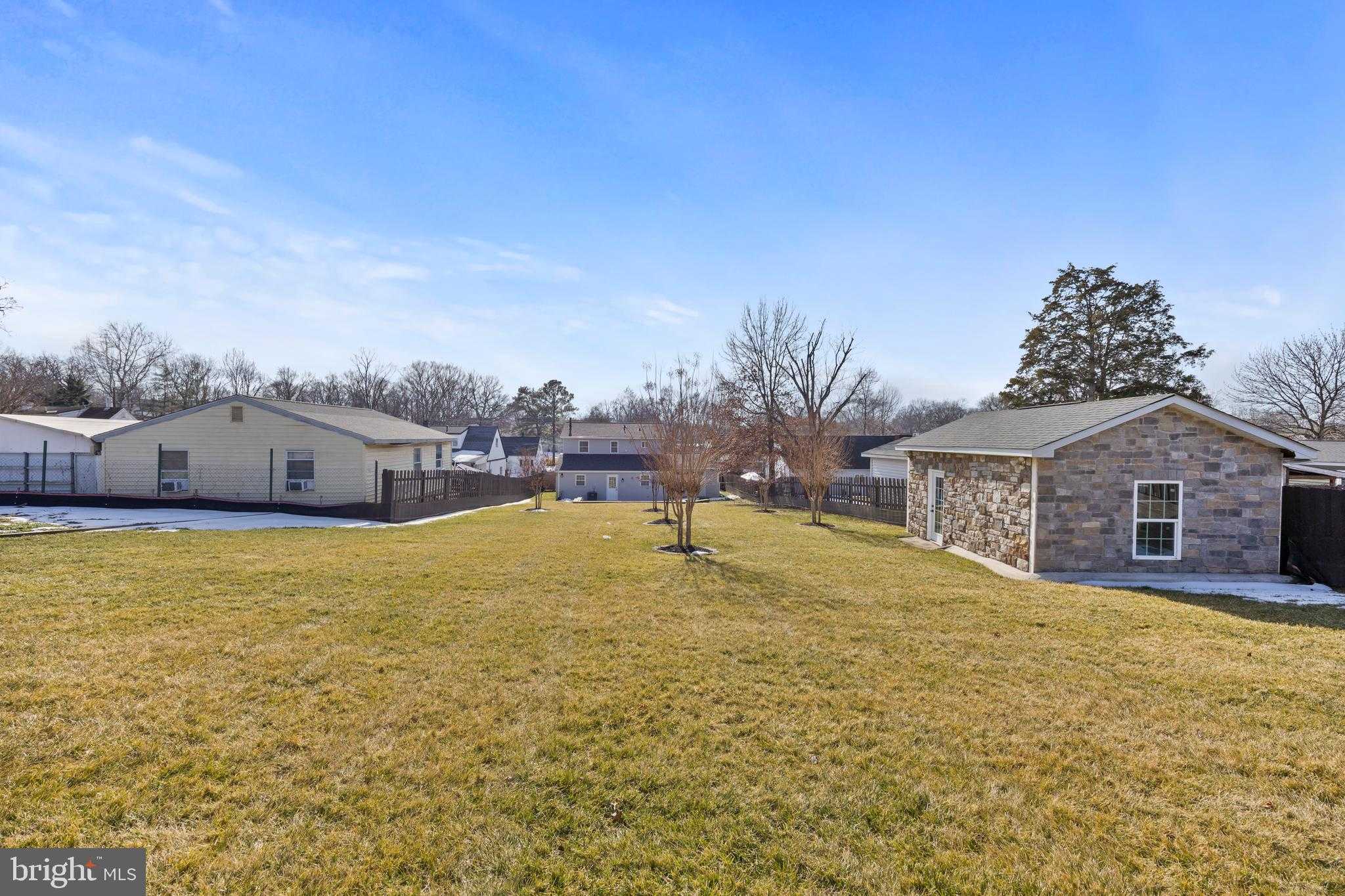 186 Lambert Dr photo 49