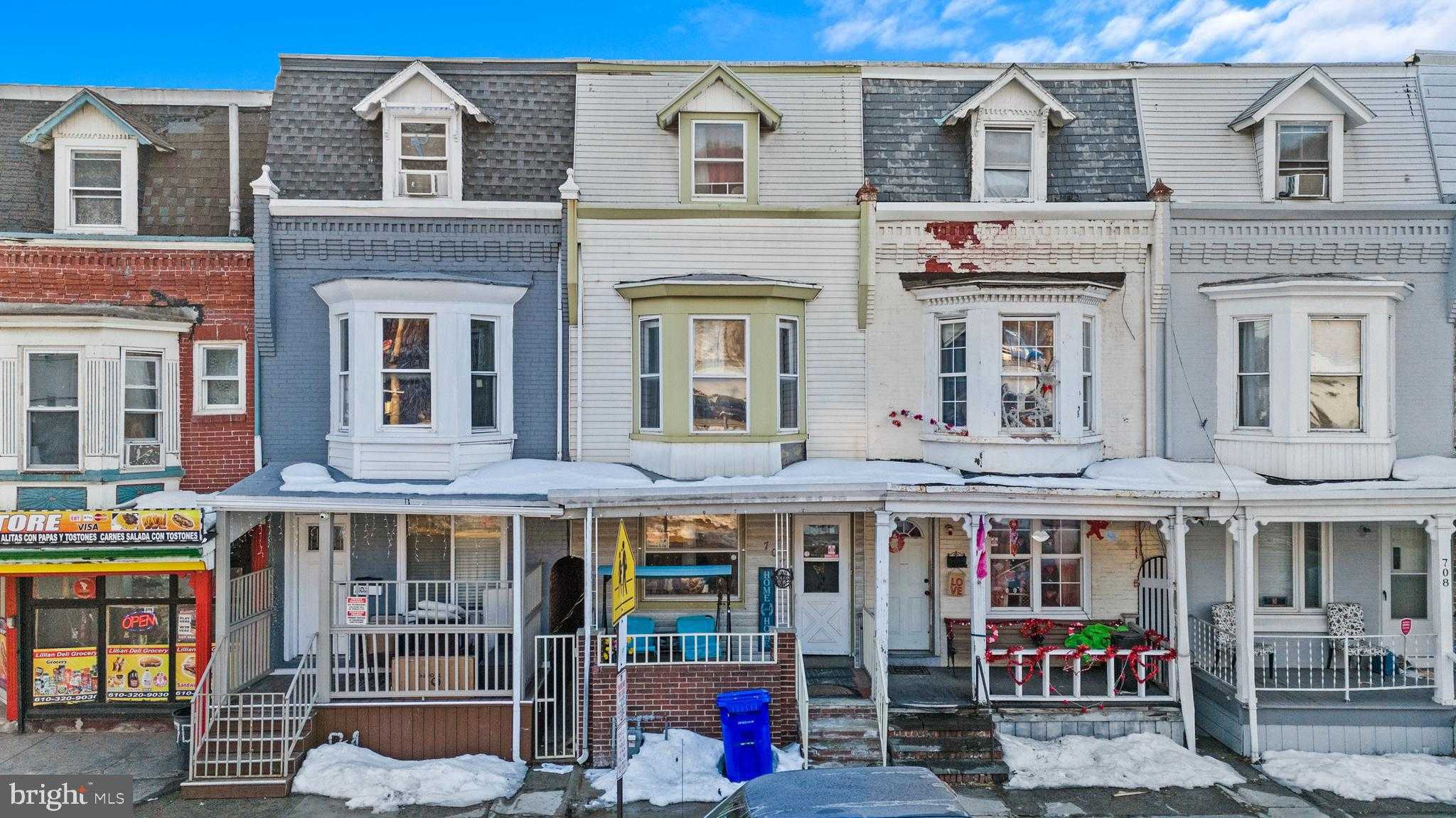 704 N 13th St photo 2