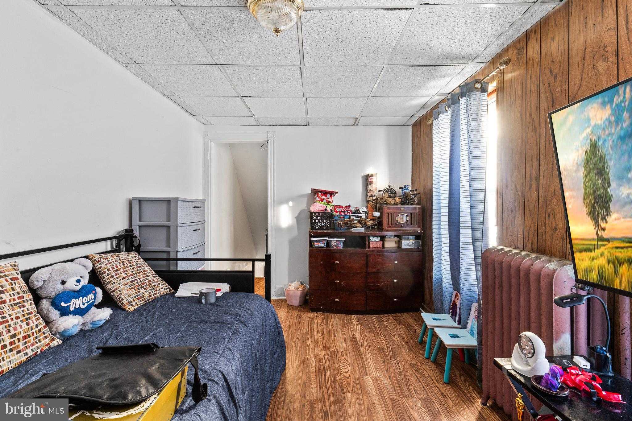 704 N 13th St photo 23