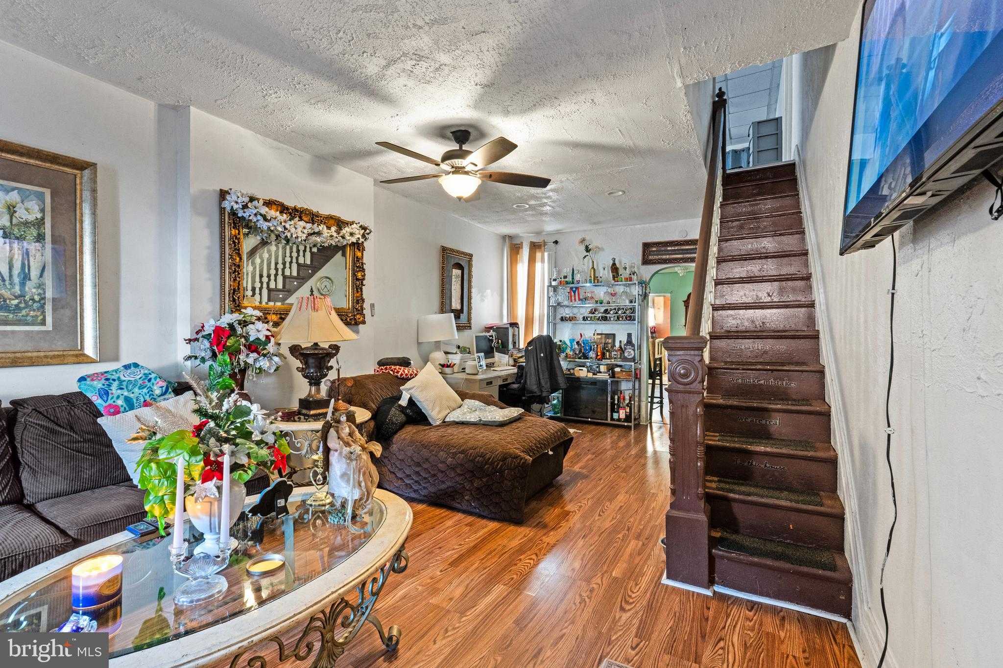 704 N 13th St photo 8