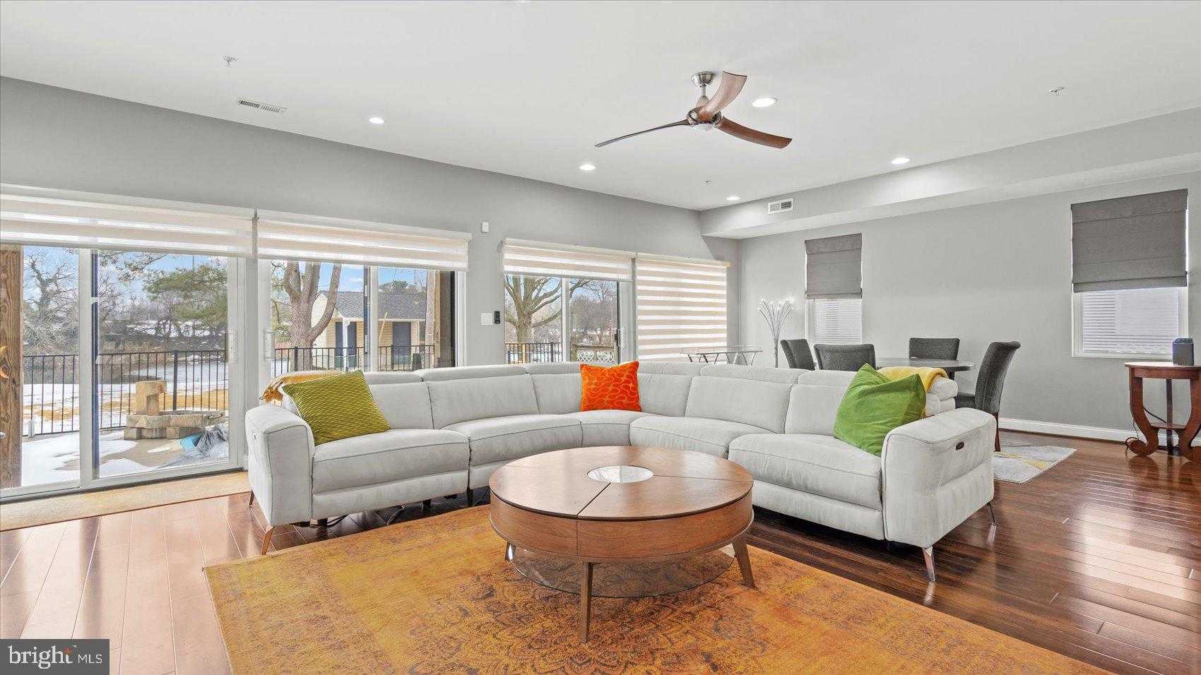 3145 Baybriar Rd photo 30