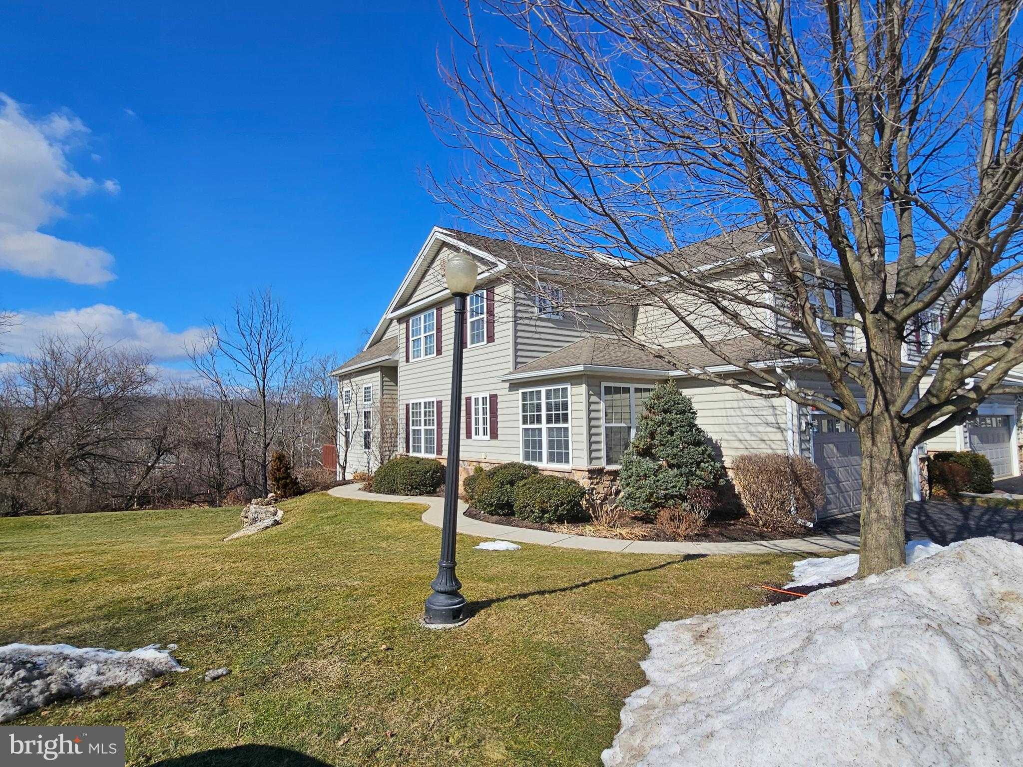 1509 Lexington Way photo 45