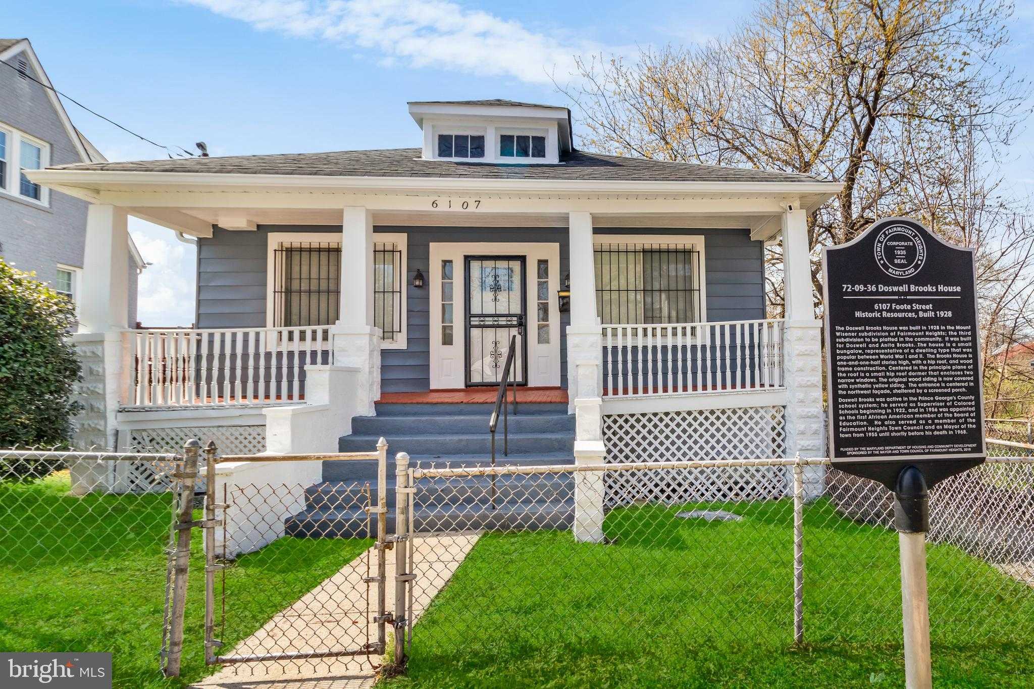 6107 Foote St photo 2