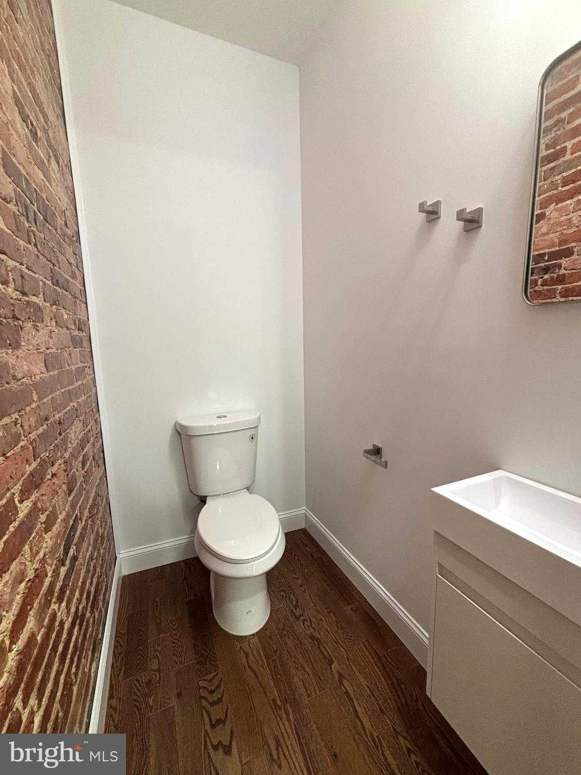 1510 N Collington Ave photo 33