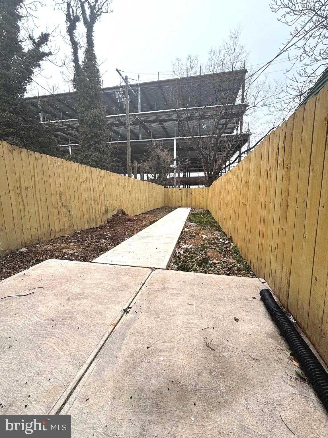 1510 N Collington Ave photo 45