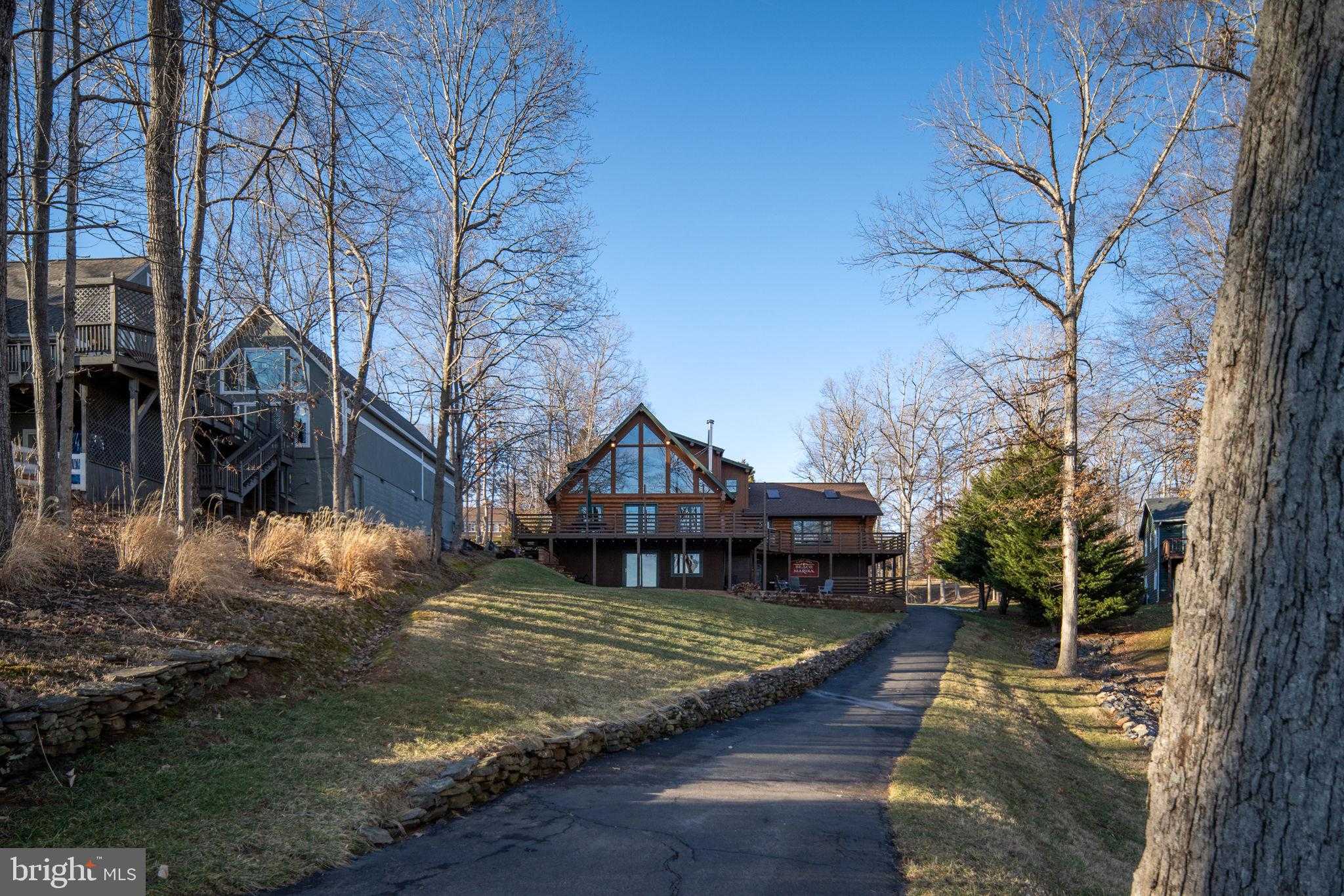 5409 Wyndemere Cir photo 73