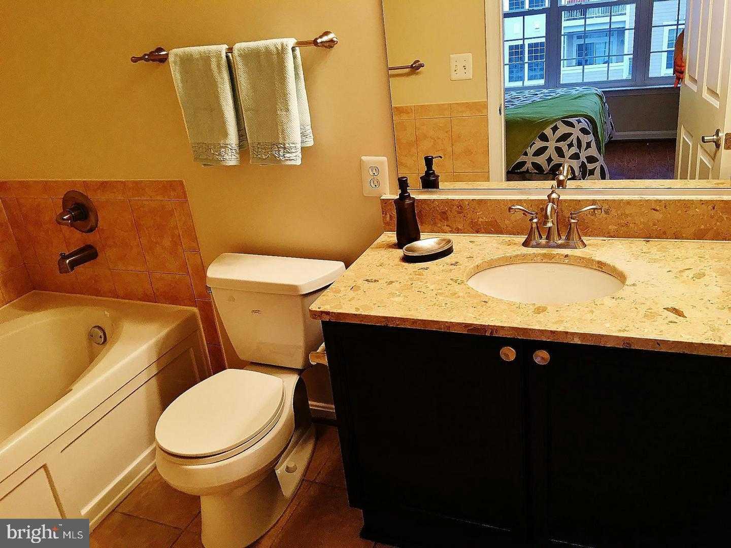 2711 Bellforest CT Apt 404 photo 20