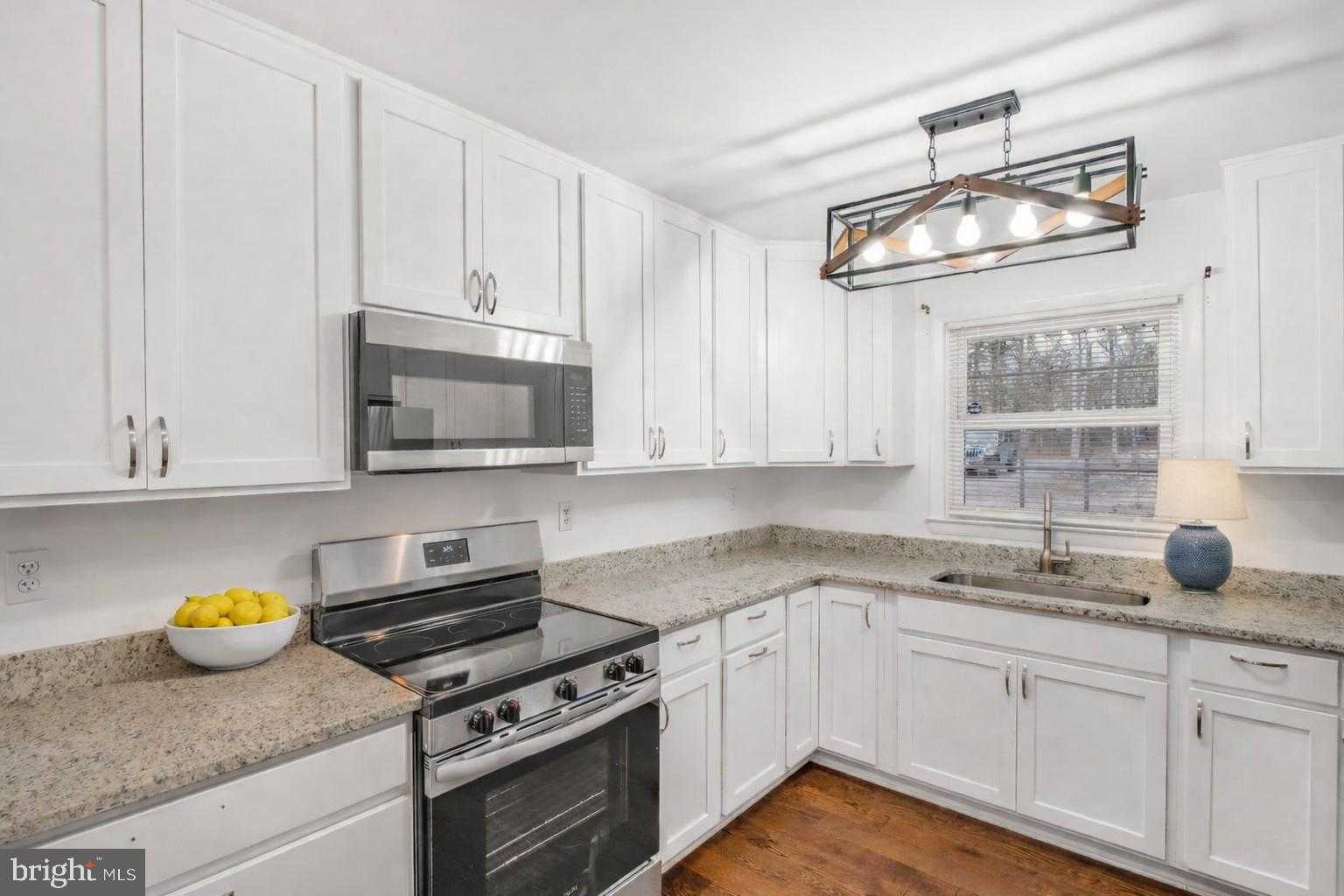 6113 Ridge Tree Rd photo 4