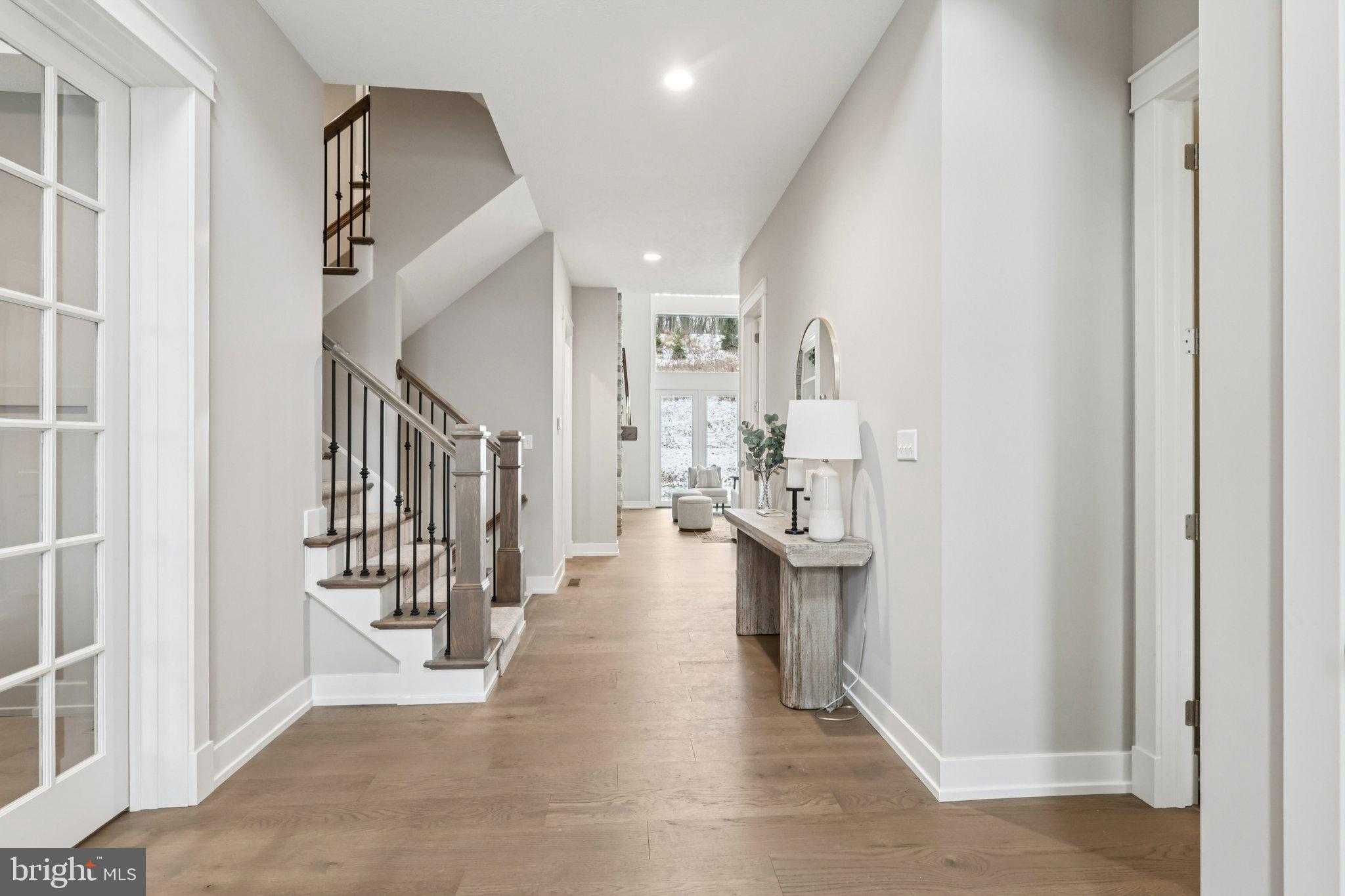 1373 Kirkland Ave photo 4