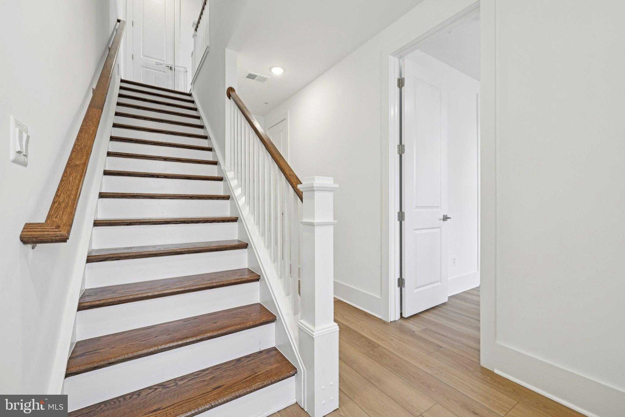 1600 Blacksmith Way photo 2