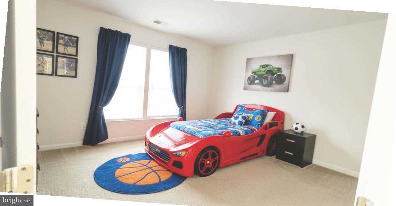 24 Nugent Dr photo 34