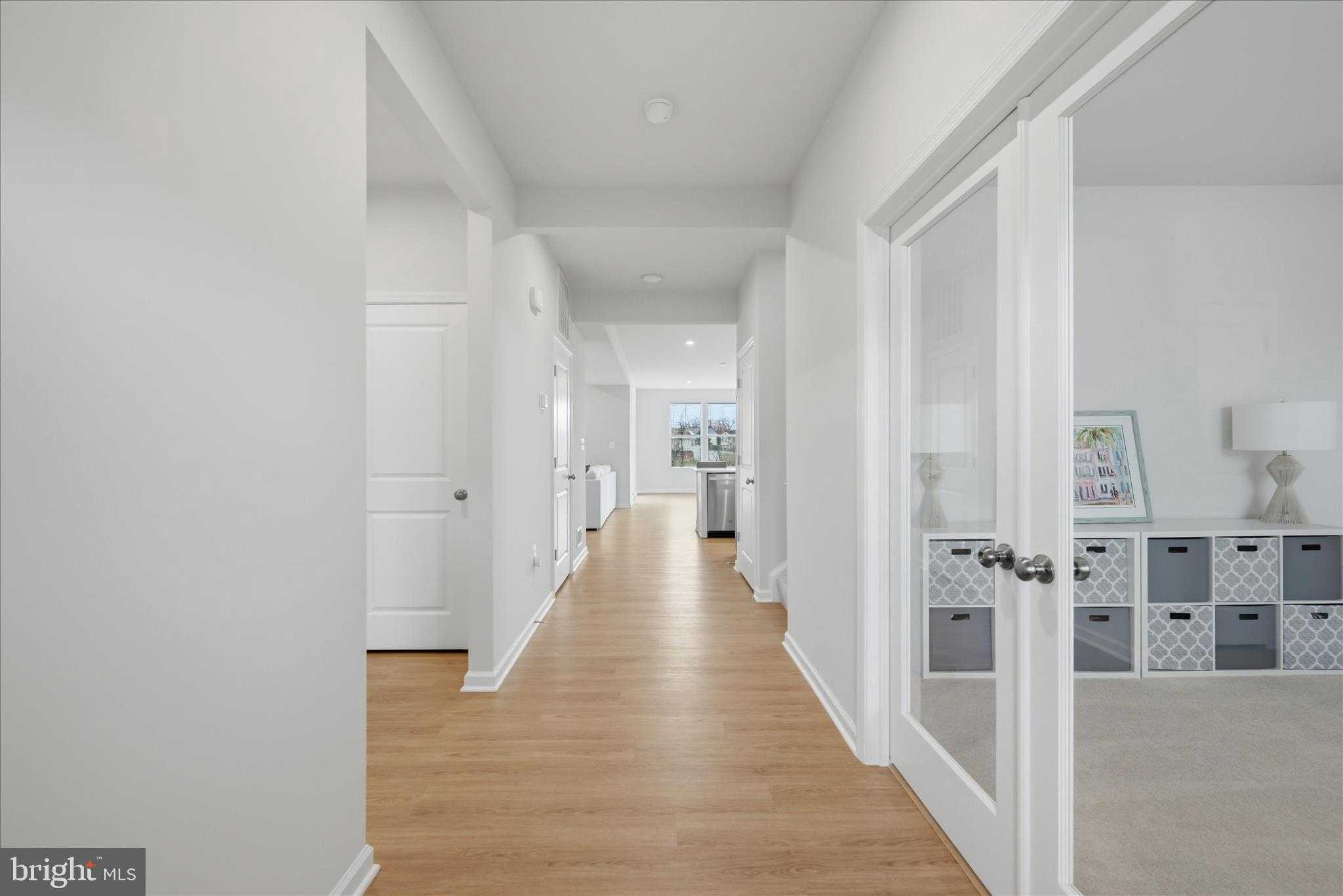 421 National St photo 6