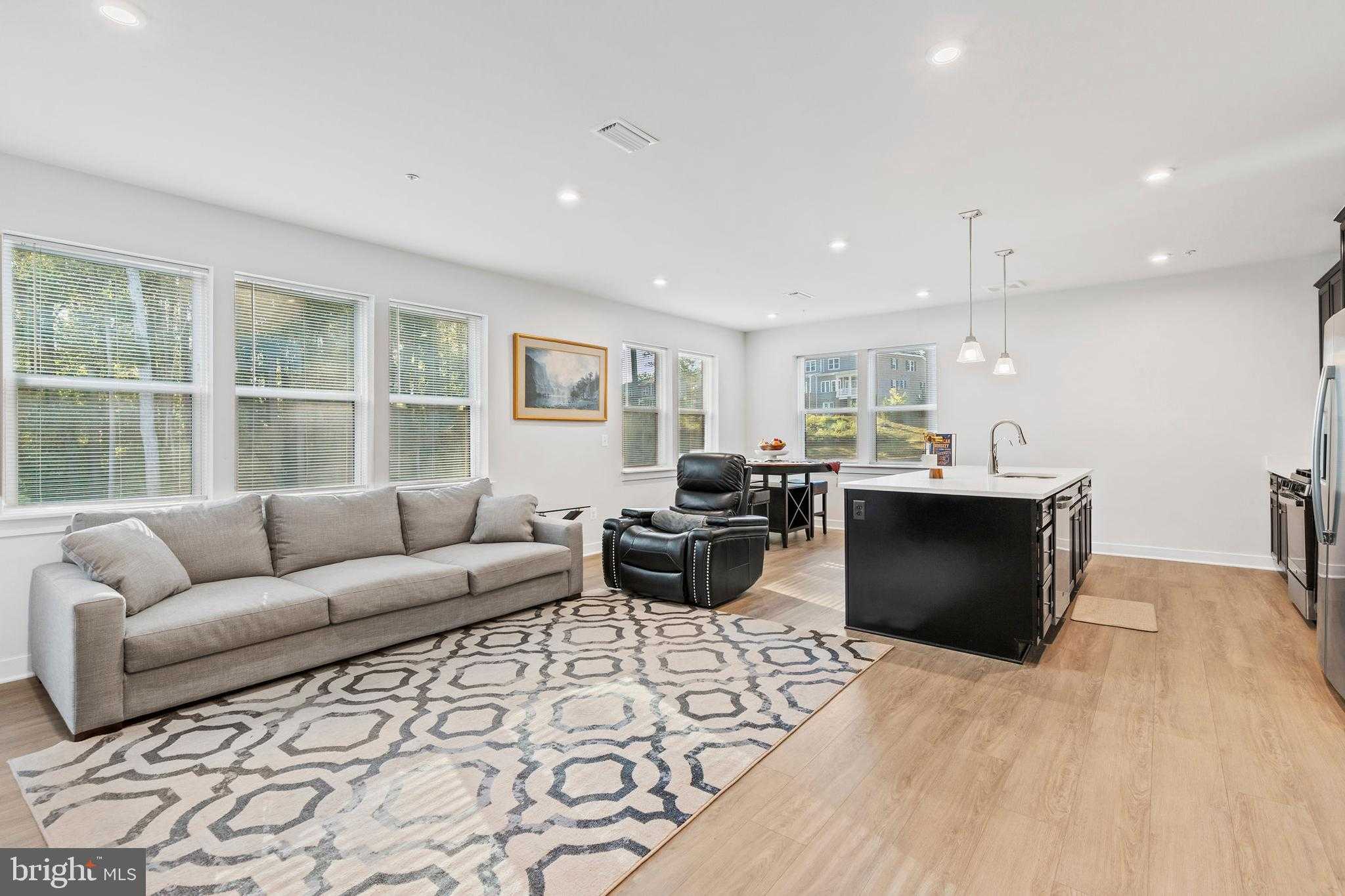 10411 Resort Rd Unit W