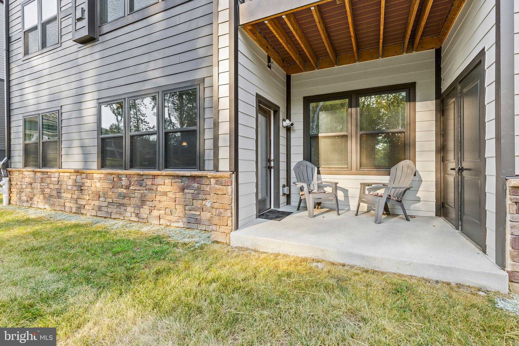 10411 Resort Rd Unit W photo 7