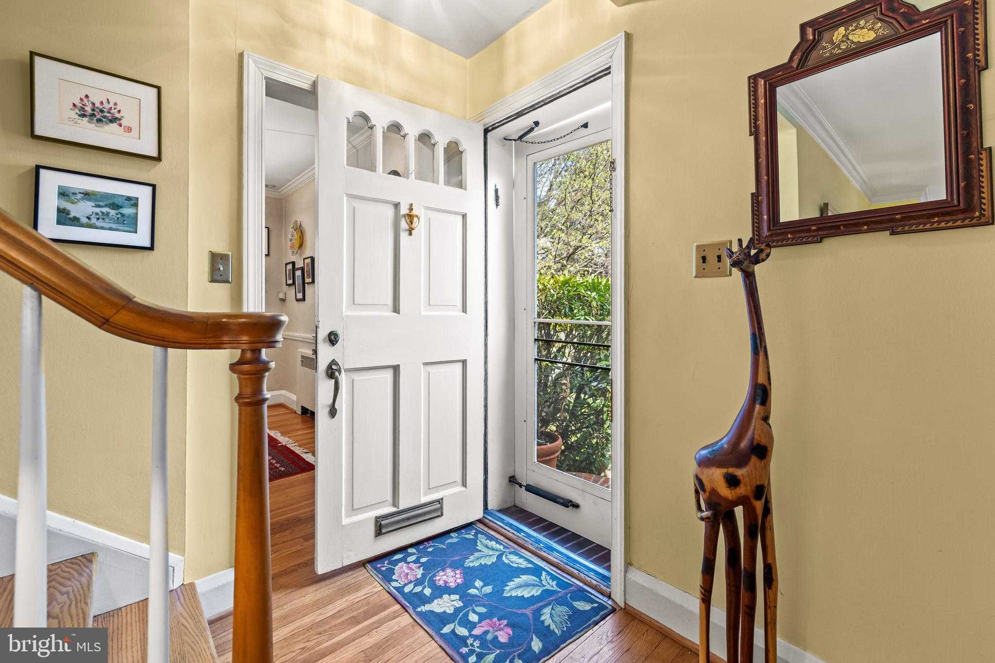 4408 Sedgwick Rd photo 2